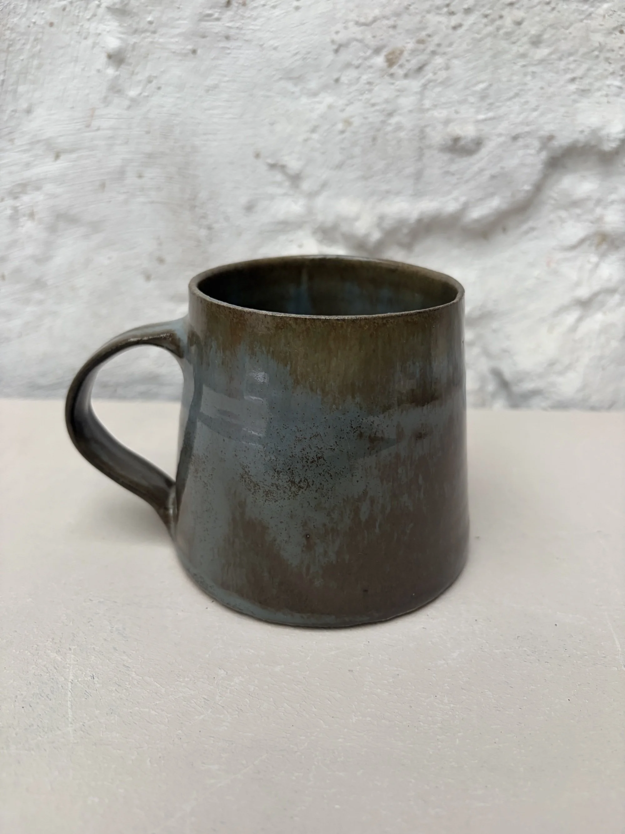 Mug in dusty blue glaze