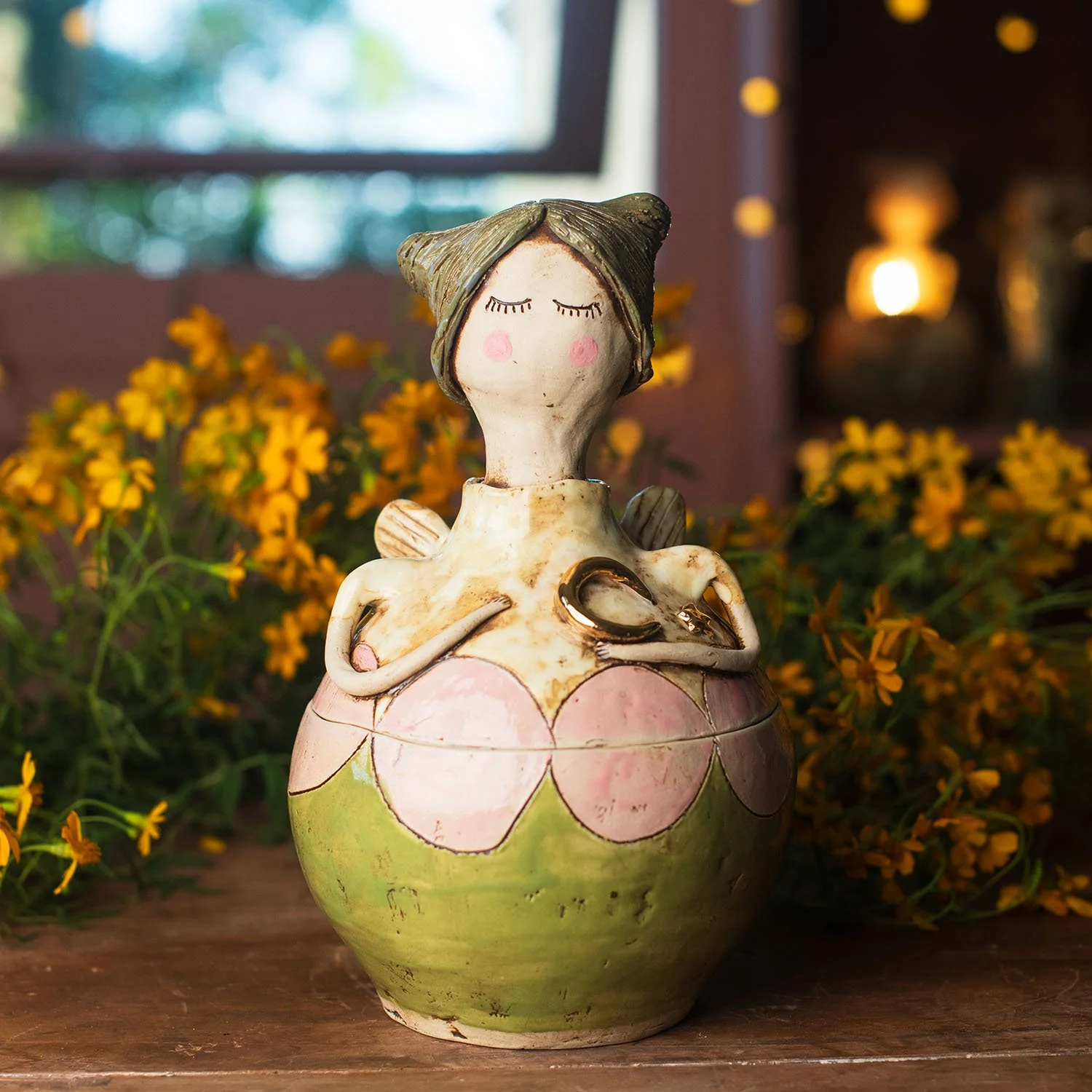 Evening Daisy ~ Fairy Jar