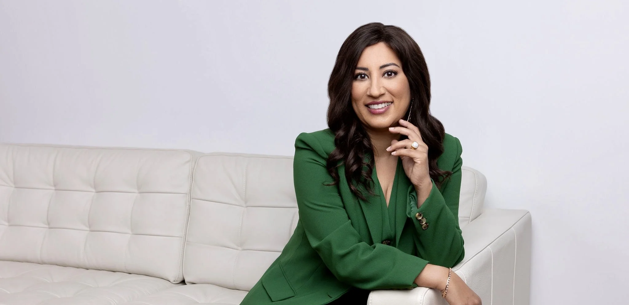 Dr.Bhanote Green Suit 3.jpg