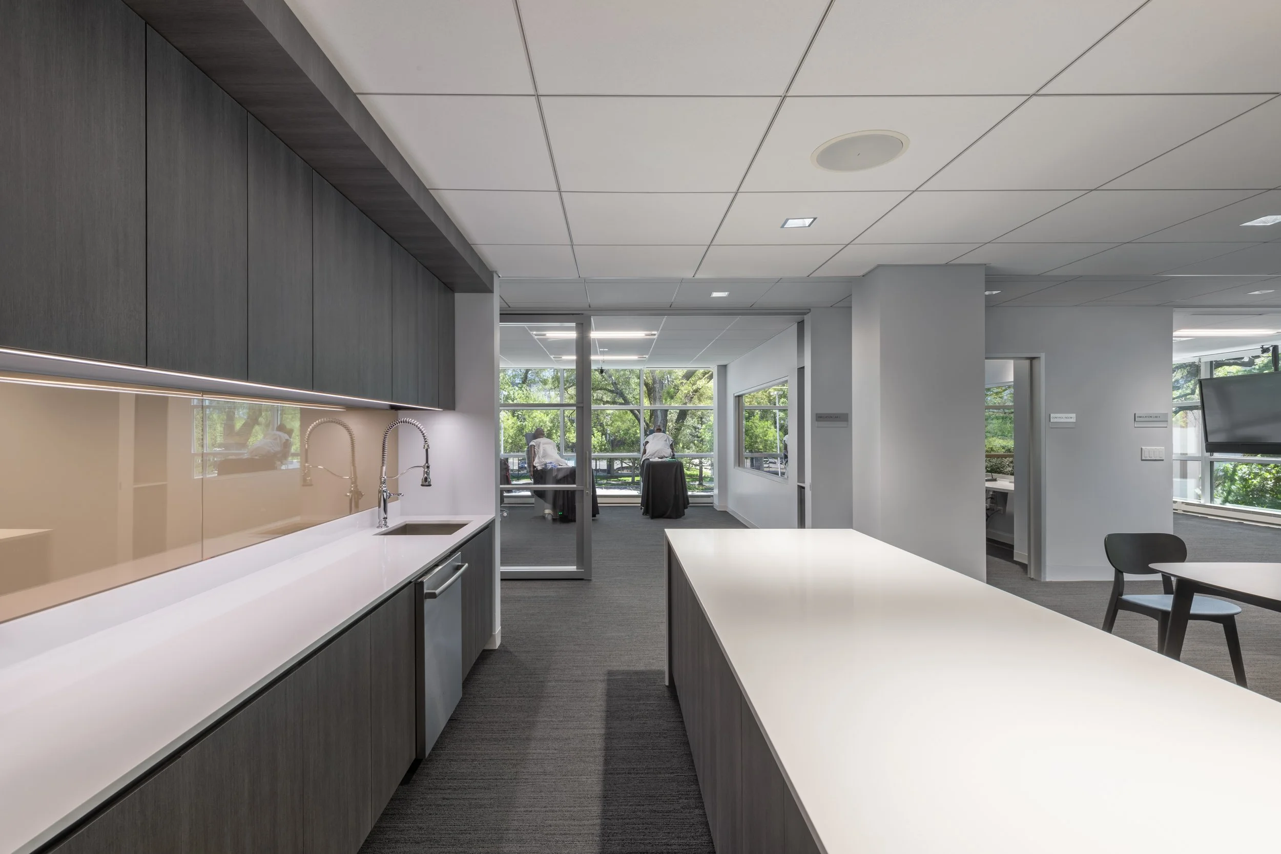 AAOMS - interior.jpg
