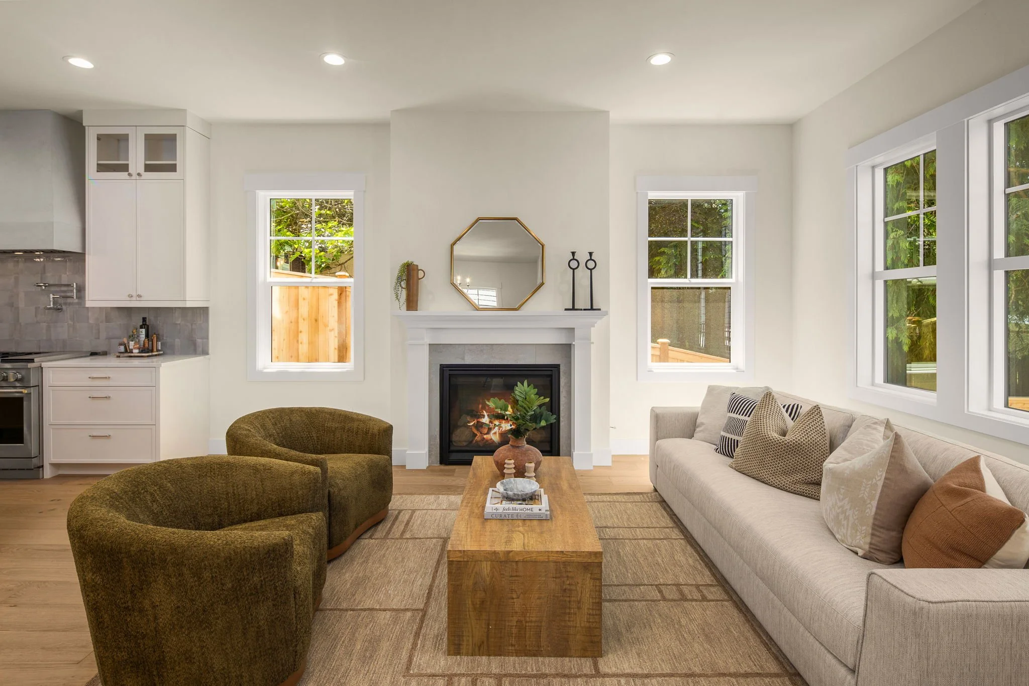 9-web-or-mls-4515-150th-ave-se.jpg