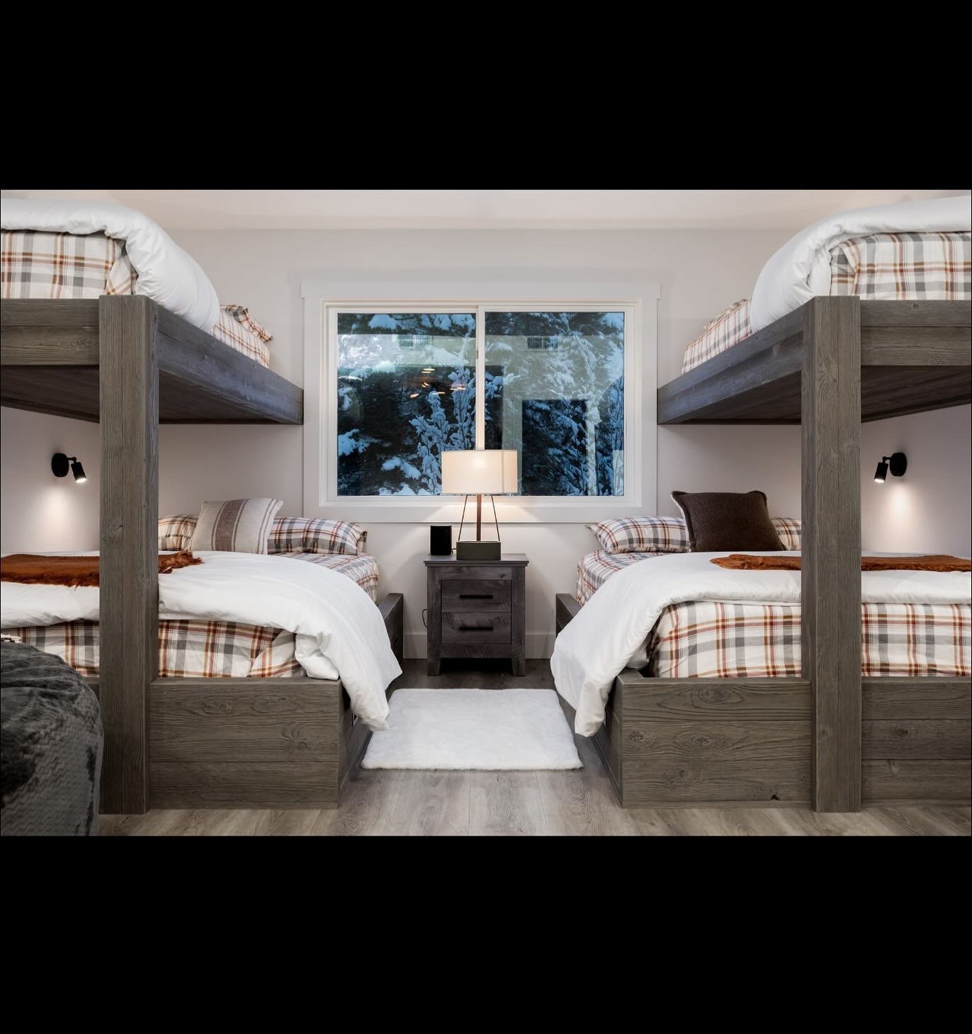 🌲🏕️ Our cozy bunkbeds are perfect for family getaways and reunions. 🍃✨ Explore scenic trails, enjoy campfires, and create lasting adventures.

#Back40Lodge #WhitefishMT #ExploreMontana #BunkBedFun #FamilyAdventures #NatureLovers