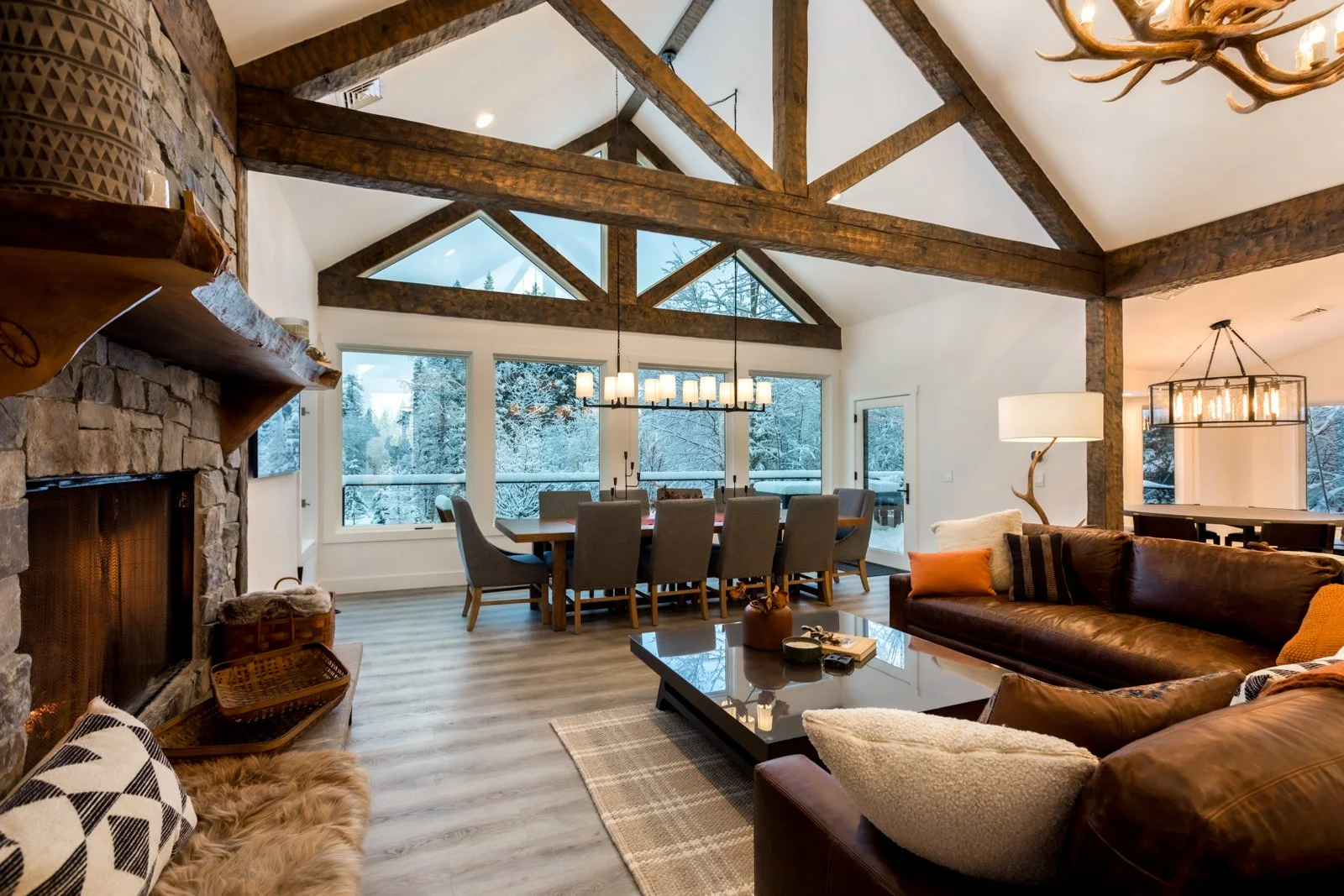 Grand family room and dining area at Back Forty Lodge