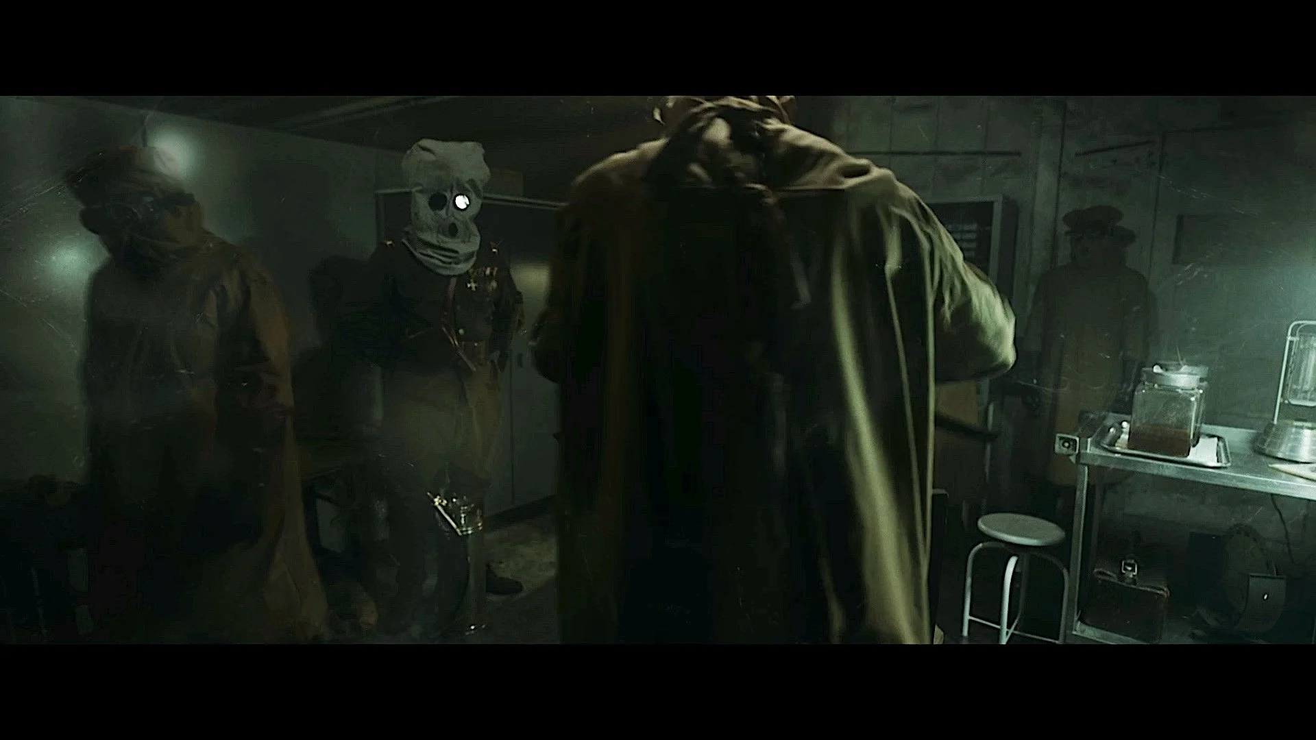 Bound and the mask0.jpg