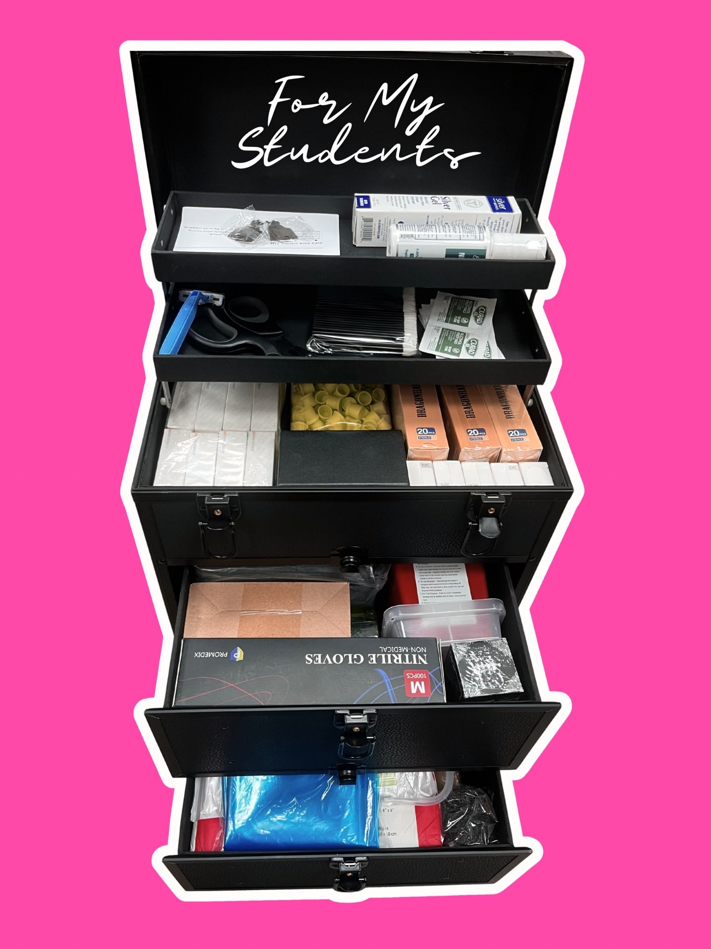 When you take my class, you get one of the largest kits ever offered in the paramedical tattoo industry. It's the kit I wish I would've had when I first started.

It's contents include:

-rolling travel case
-aftercare gel
-razor
-alcohol prep pads
-