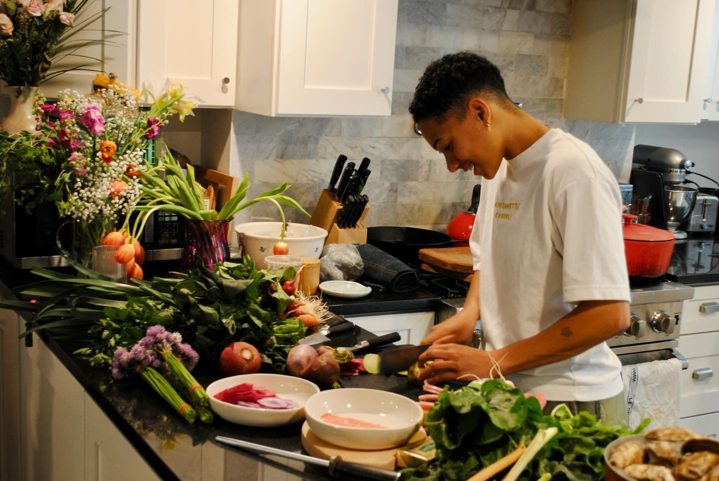 spring is here and it is getting warmer&hellip;.come learn how to use your knife to impress your crush on apr 5 at handle with care: knife skills 101 🔪

ryn will take you through types of knives, caring for your knife, and how to cut some vege! then