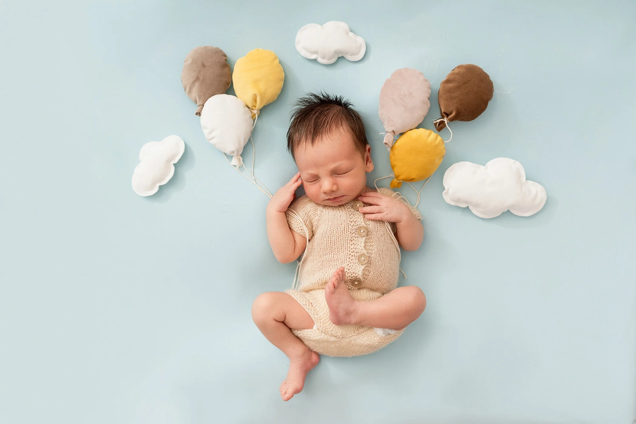 Babyshooting Saarbrücken Newbornfotos Saarland  Newborn Shooting Saarbrücken Babyfotograf Saarland Saarbrücken Saarlouis Völklingen Newbornshooting Baby Shooting Babyfotos Babyshooting Newbornfotografie Newbornshooting Familienshooting Familienfotos 