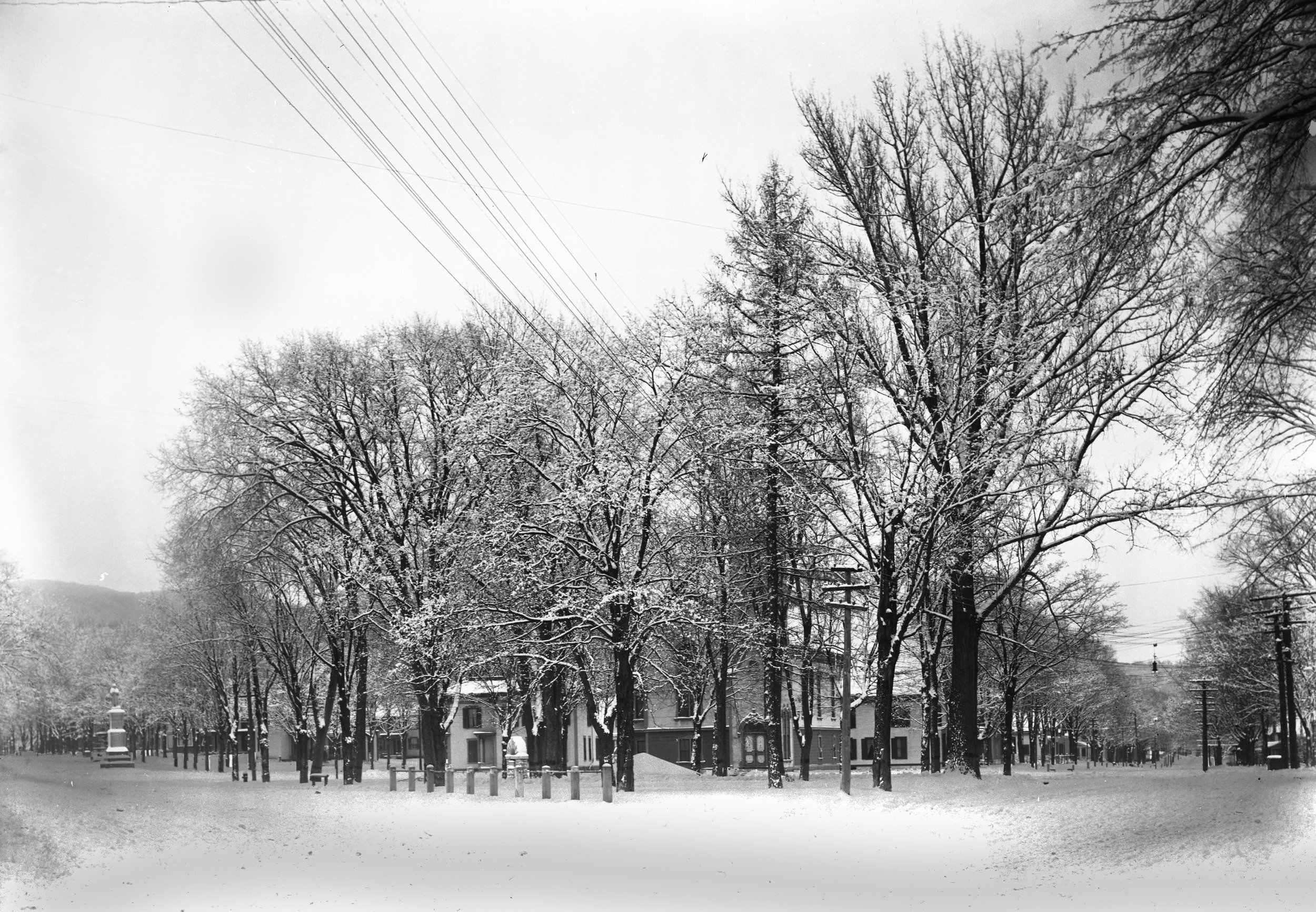 Center Park snowstorm toward Methodist Church