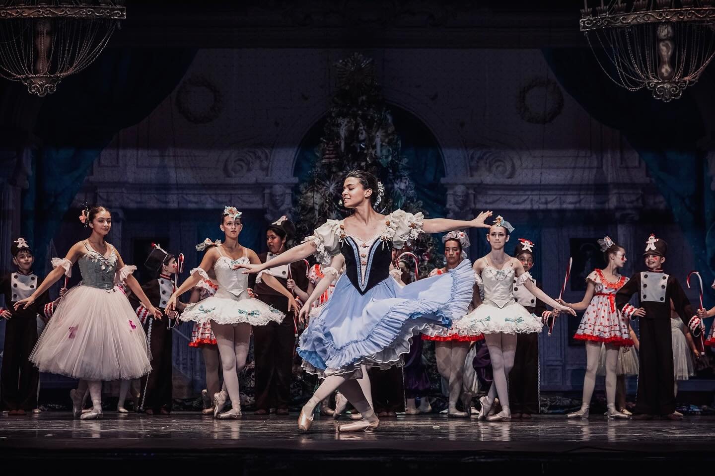 Zoe Tarleton is a senior at Rio Mesa High School. She has been dancing for the past 15 years, but this is the fourth season with Ventura County Ballet. We are so excited to see Zoe light up the stage, especially in one of her favorite scenes as Frau 