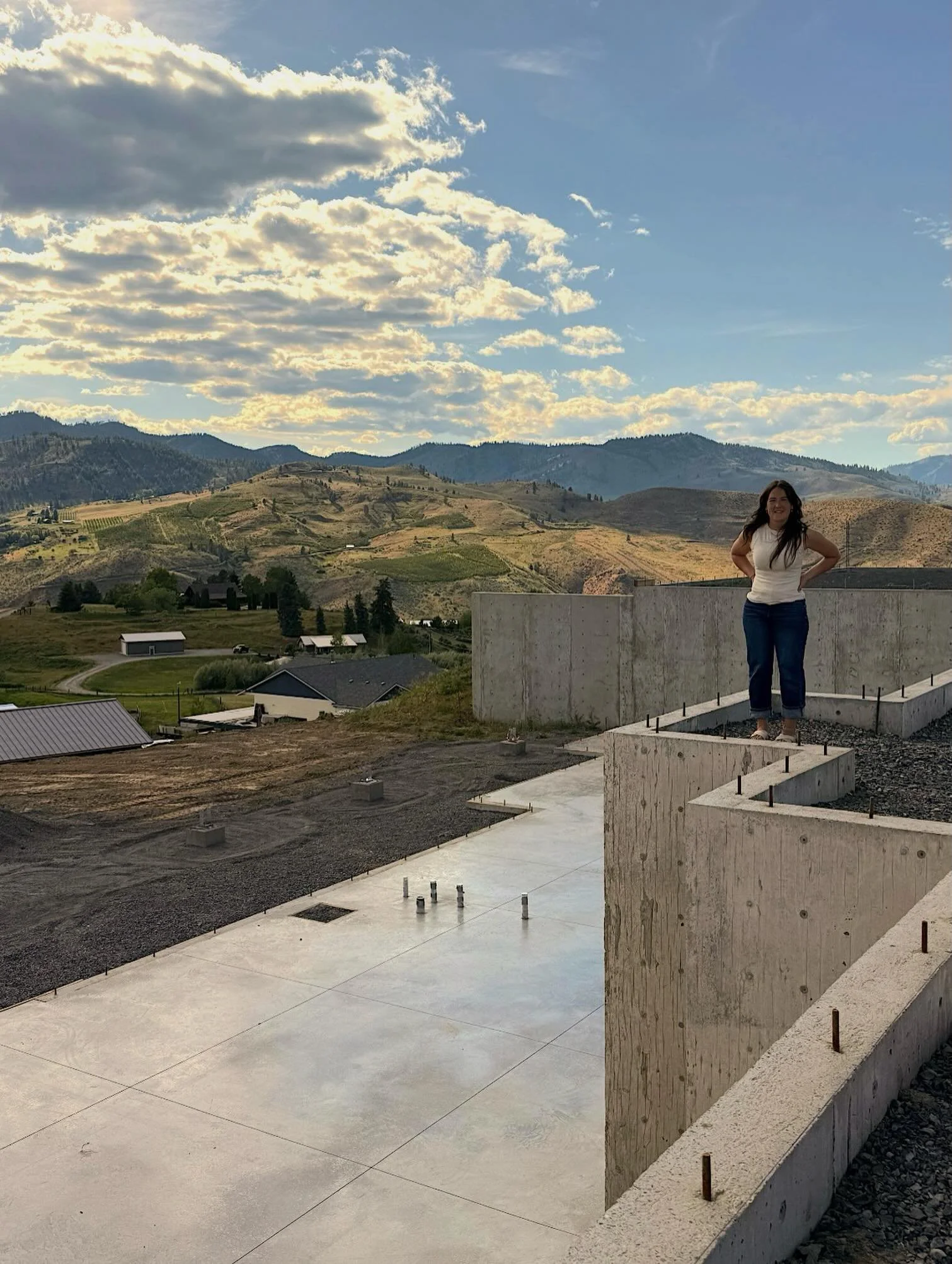 After a few weeks away, we&rsquo;re back at it and excited as ever. This jobsite is moving right along, and we can&rsquo;t wait to share more of the progress ahead. The view alone is something special! We&rsquo;re endlessly grateful for clients who t