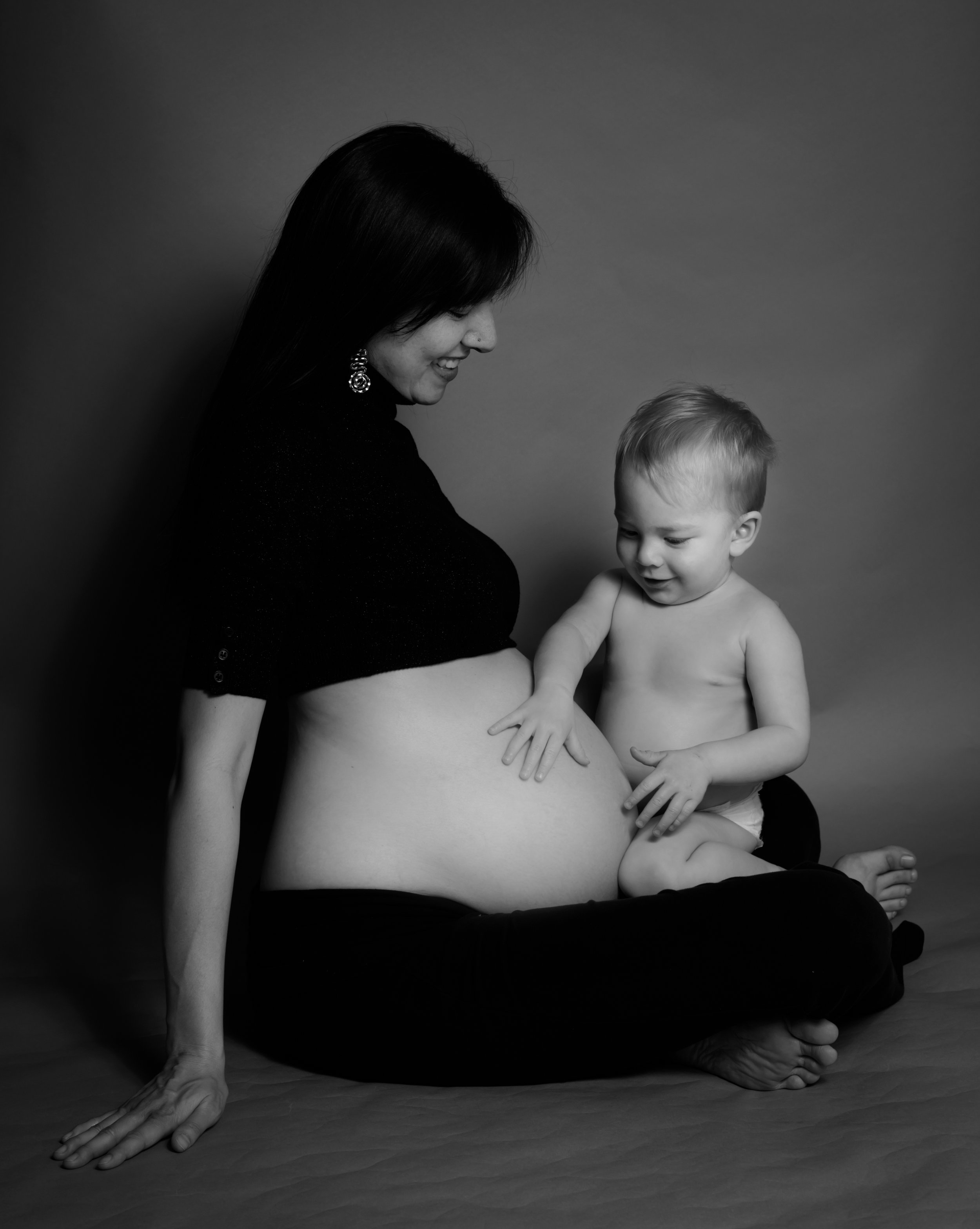 Tyson-Midnight-Maternity-Photography-1.jpg