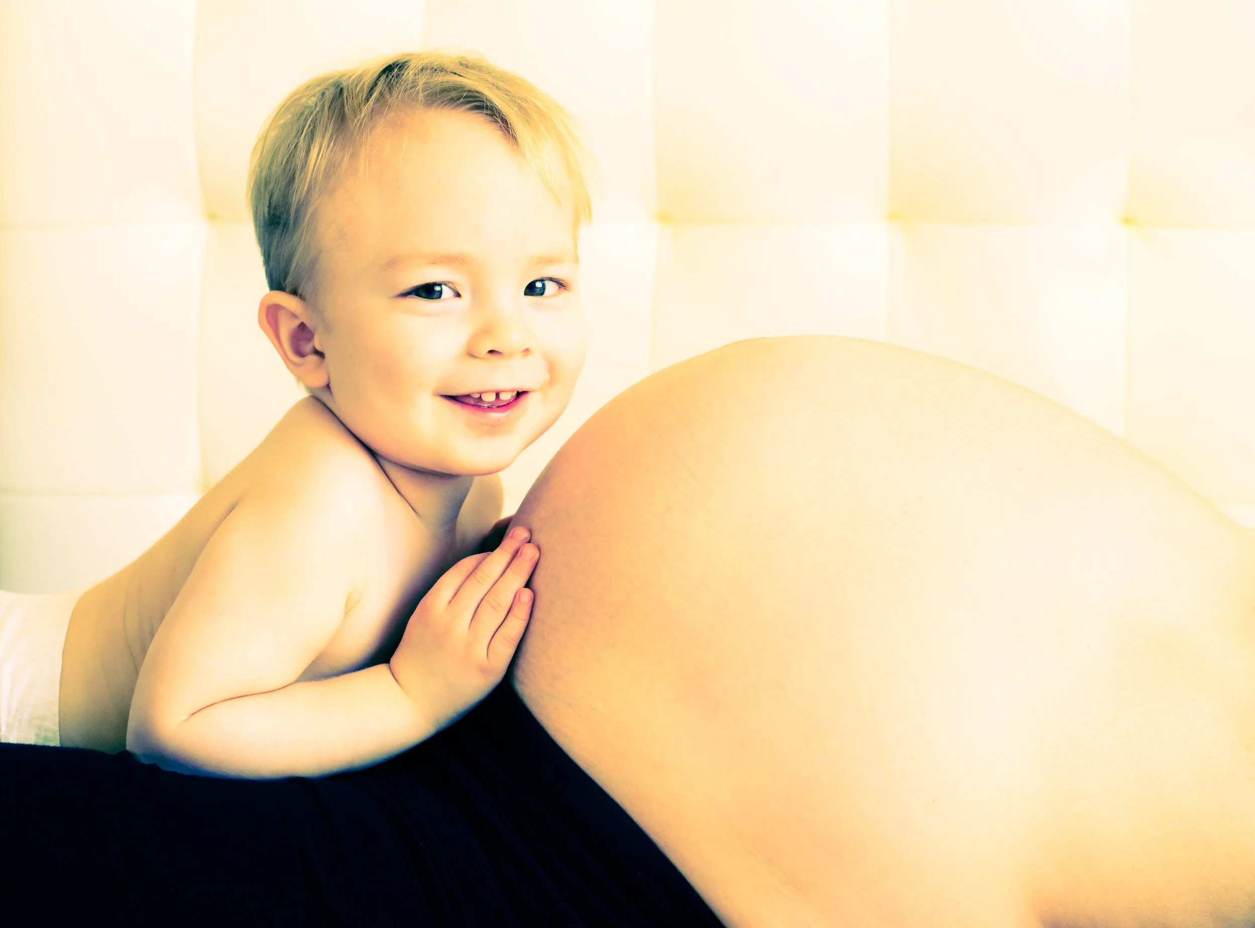 Tyson-Midnight-Maternity-Photography-3.jpg