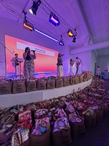 Gift Giving Sunday - Dec 6