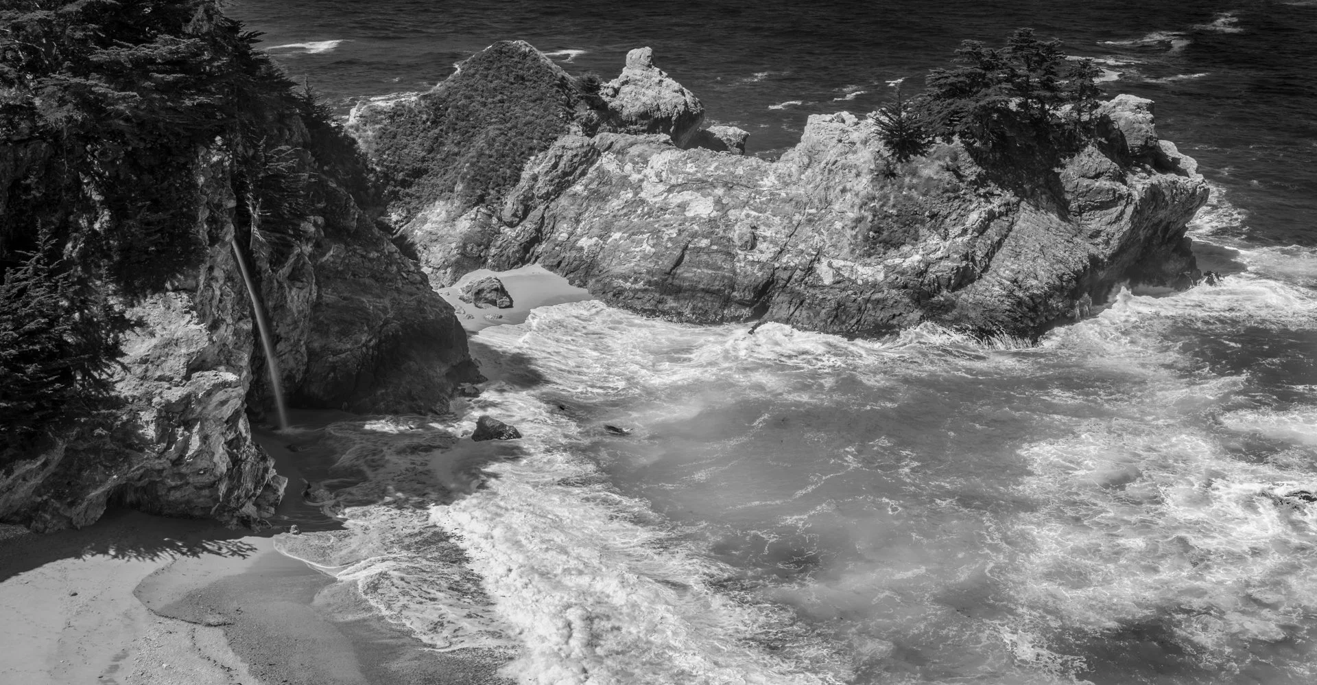 McWay Waterfall 13 x 25 LR.jpg