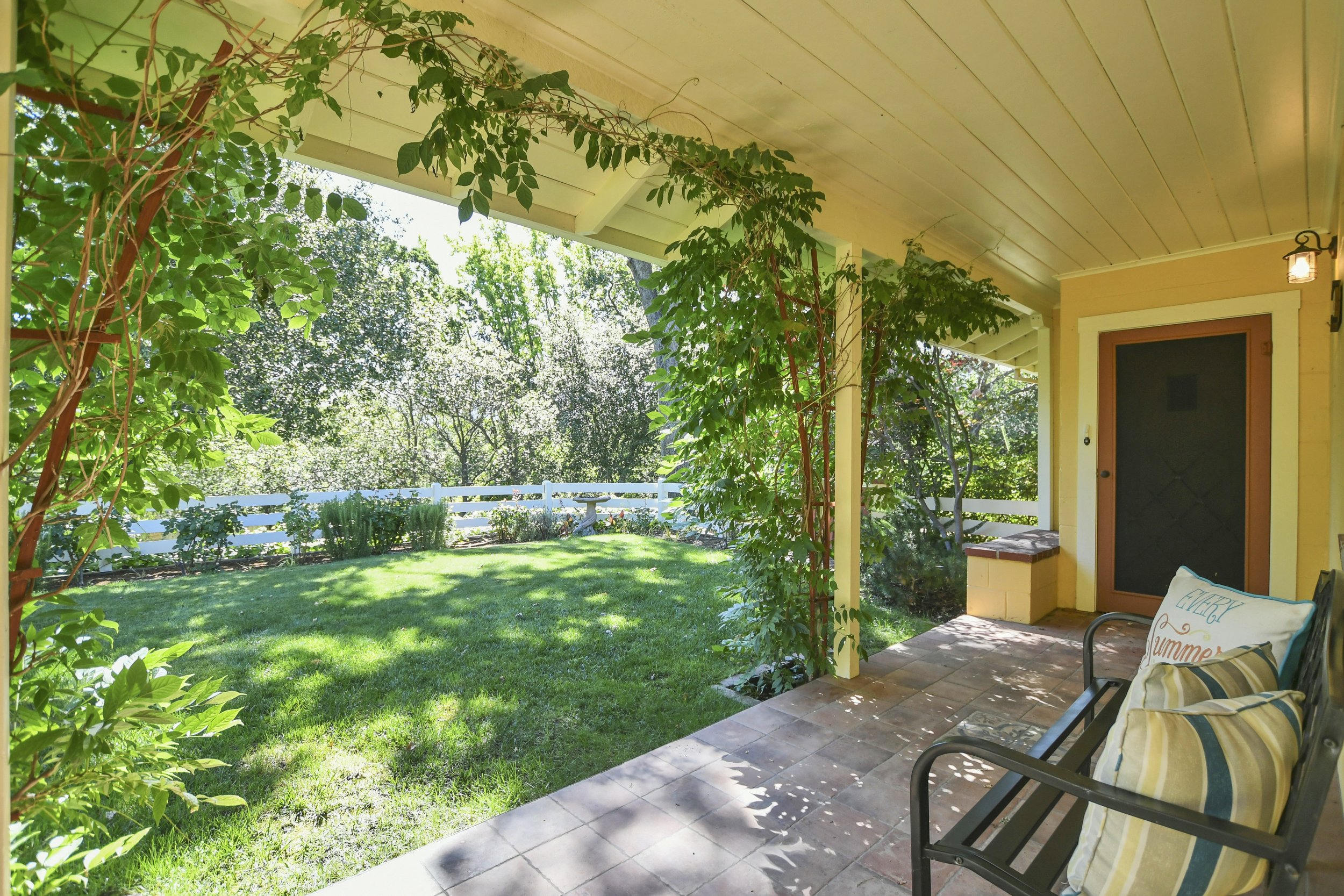 Keep, Donate, Sell or Let Go: Downsizing Your Walnut Creek Home