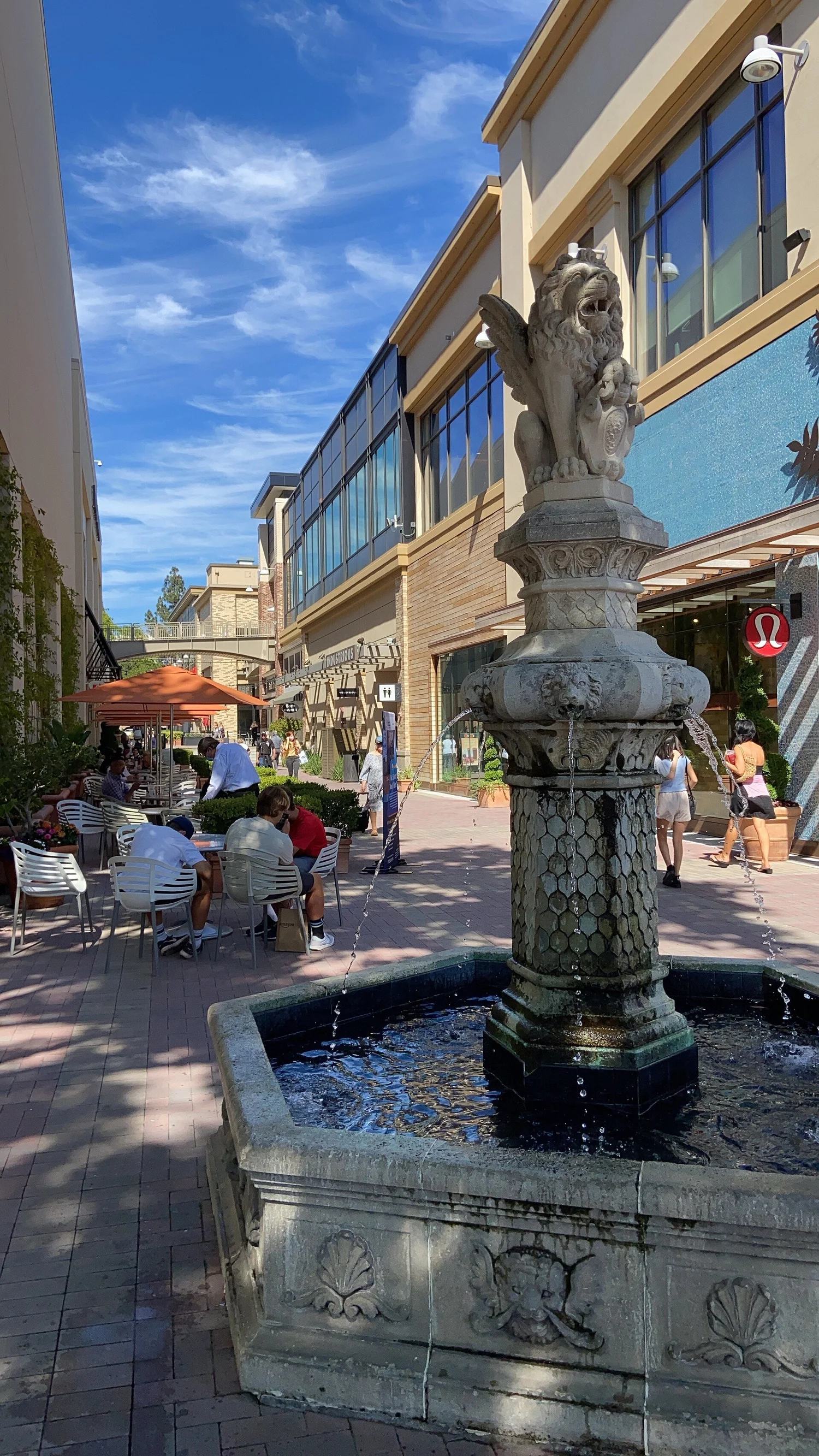 Lion fountain at Broadway Plaza in downtown Walnut Creek, California