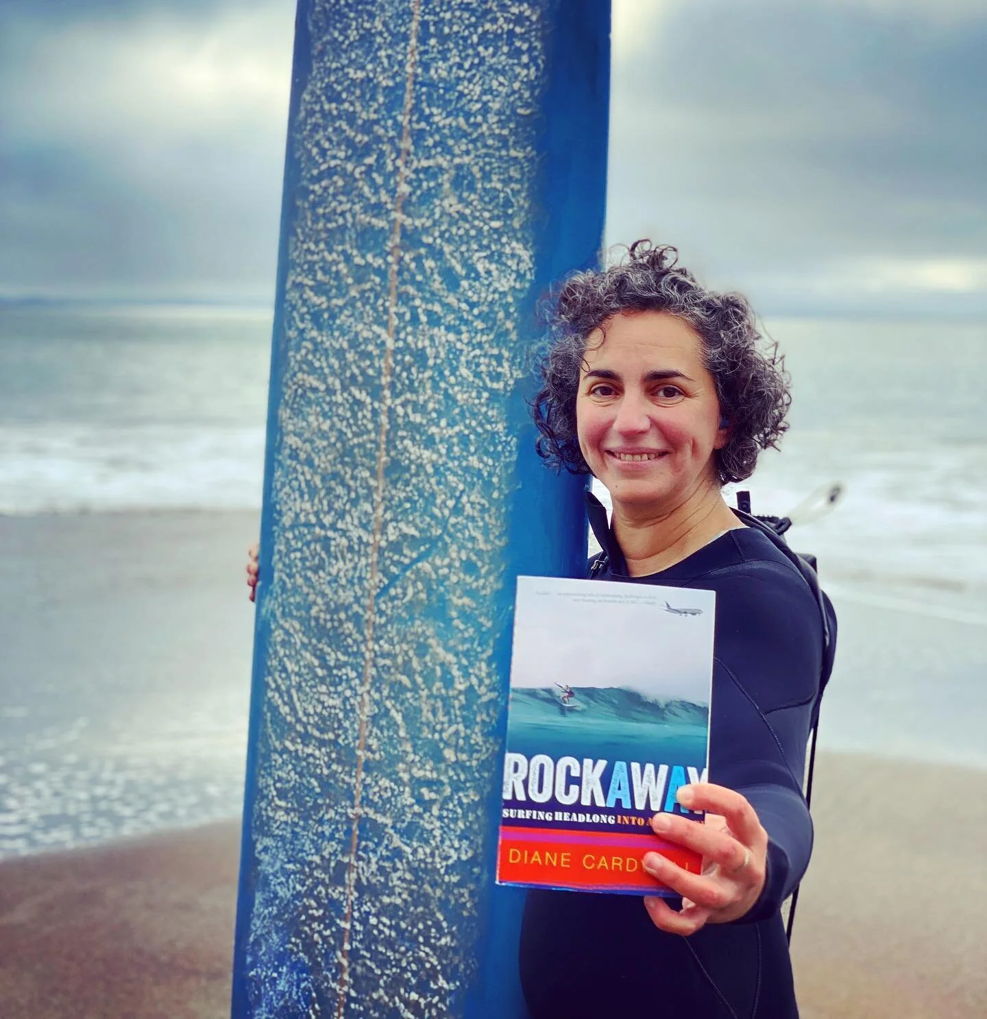 Feeling inspired by a morning surf and &lsquo;Rockaway: Surfing Headlong into a New Life&rsquo;! 
Join me April 12 for a discussion with author @diane_cardwell to hear more about the inspirational story of one woman learning to surf and creating a ne