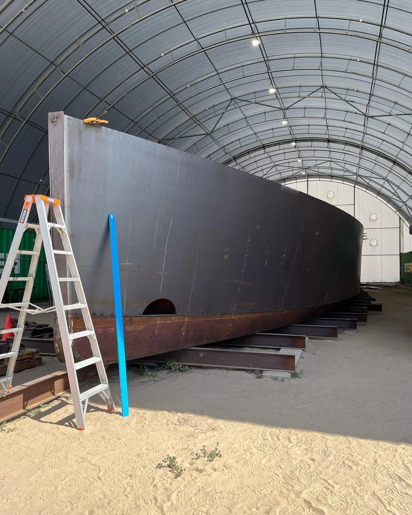Quick trip to Mildura today to check up on progress in the Australian star and touch base with Neil from @murrayriverps about some engineering details. 
#steamboat #paddlesteamer #newbuild #projectmanagement #navalarchitect