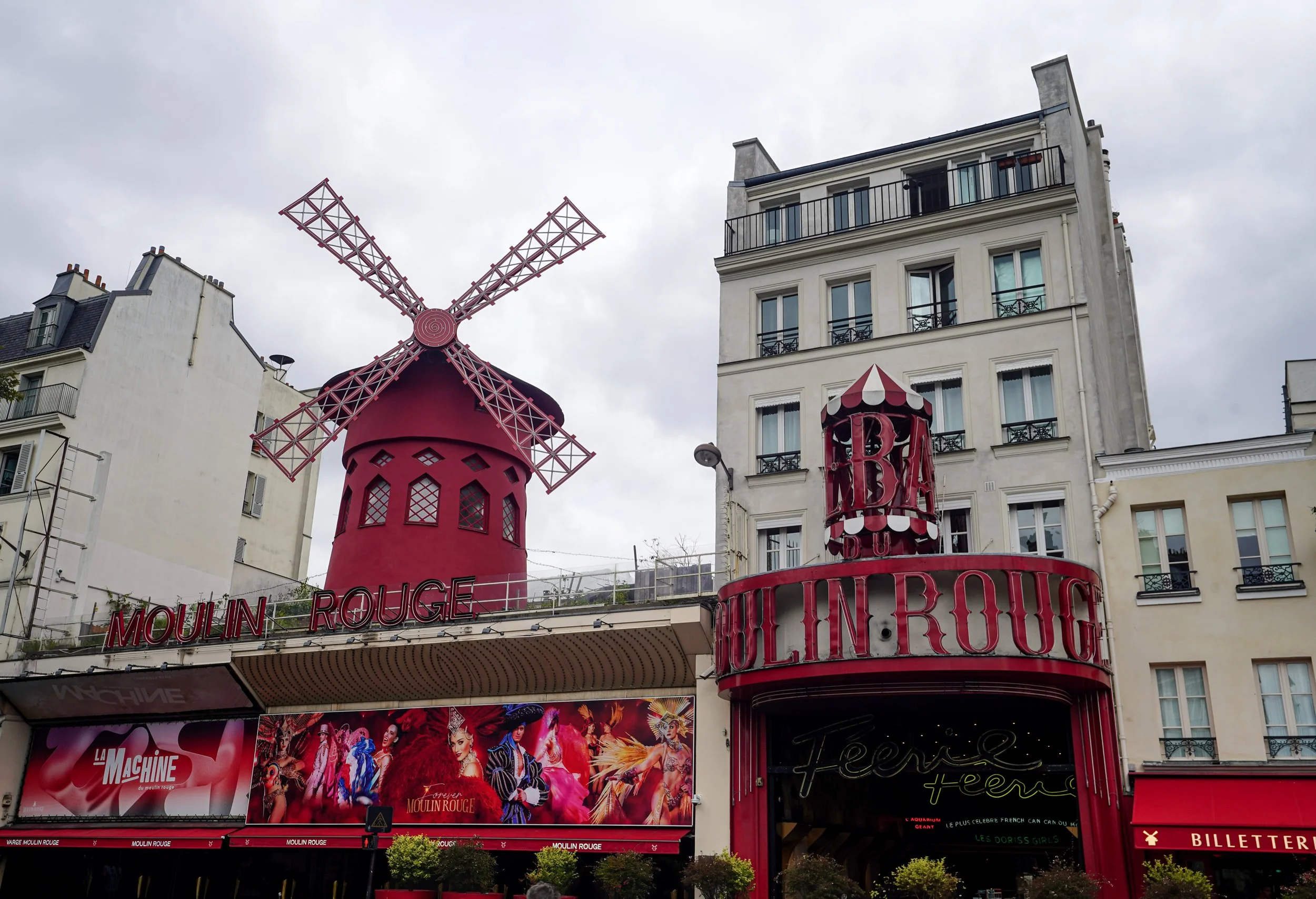 Le Moulin Rouge (The Red Mill) was founded in 1899 by Joseph Oller and Charles Zidler. The name pages homage to the historic windmills that were home to the Montmartre hillside while it was still a village. Arguably the most famous Parisian cabaret, 