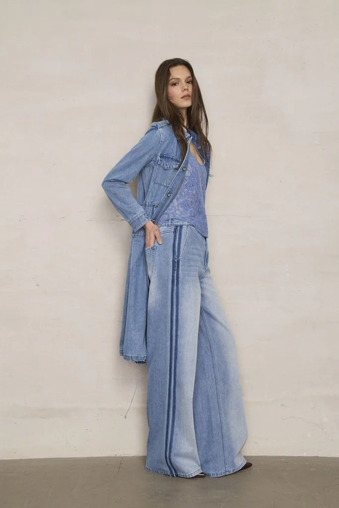 6-FW2606_017 resized.jpg