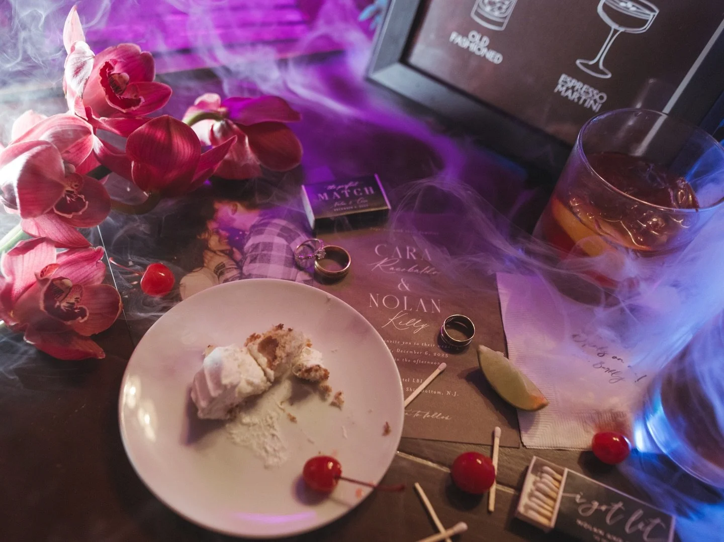 Playing with some smoke and colored lights 🩵🩷