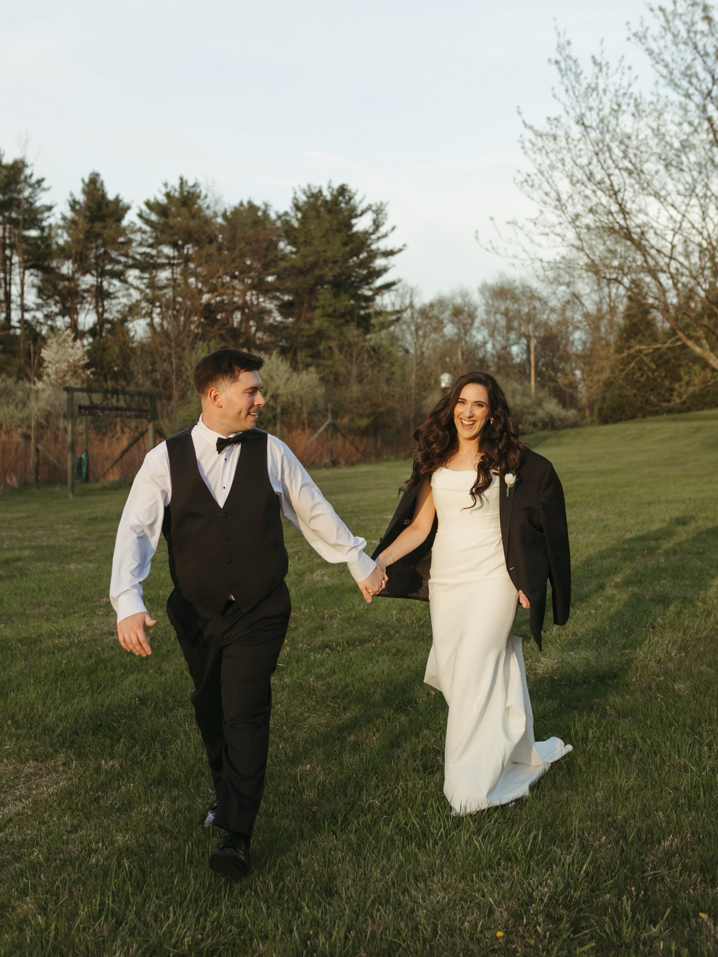 A very special day with two very special people .. thank you letting me photograph this beautiful day with you all and making me a part of the family 💕cheers to many years A+G !

Photographer- @freedomwildphotography
Venue- @thefarmhousenj
Coordinat