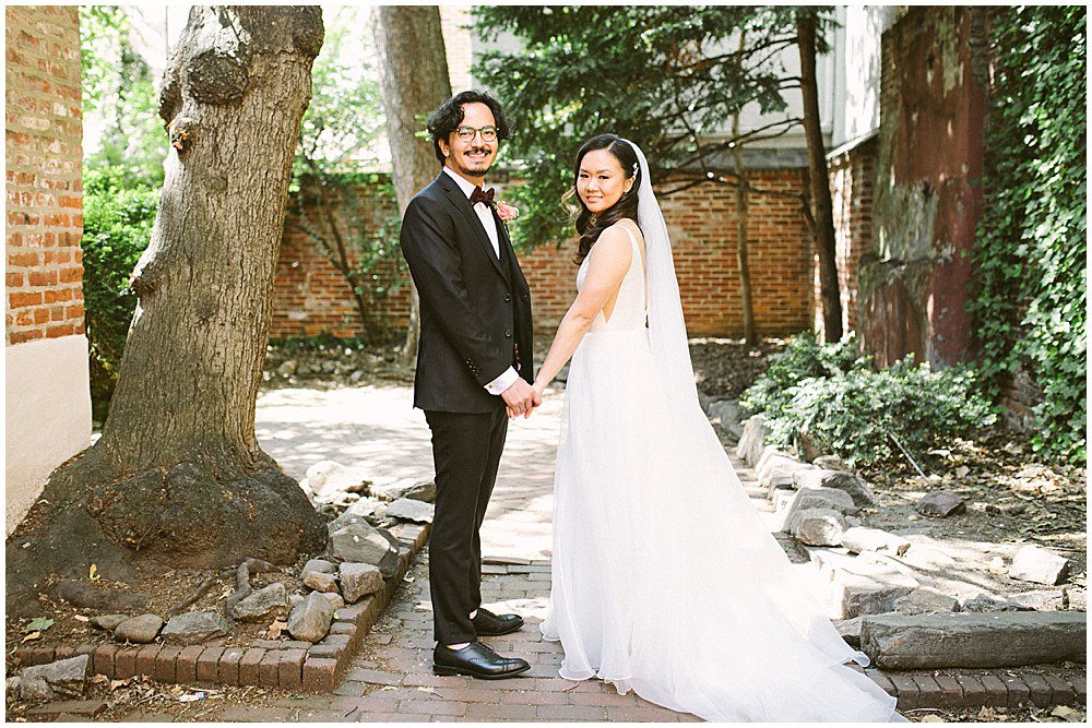 Jenn-Miguel-Powerplant-Philadelphia-wedding_0007.jpg