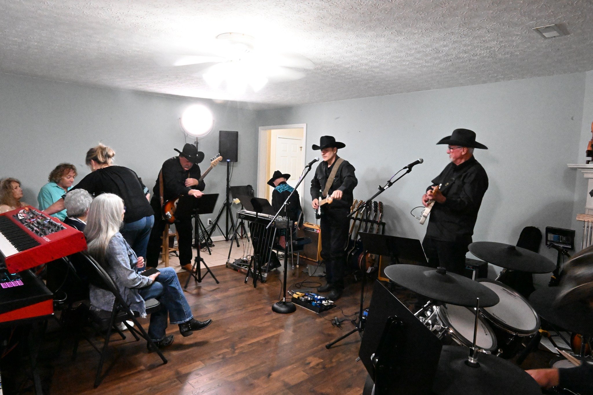 Tracking with Stampead Boys 1.jpg