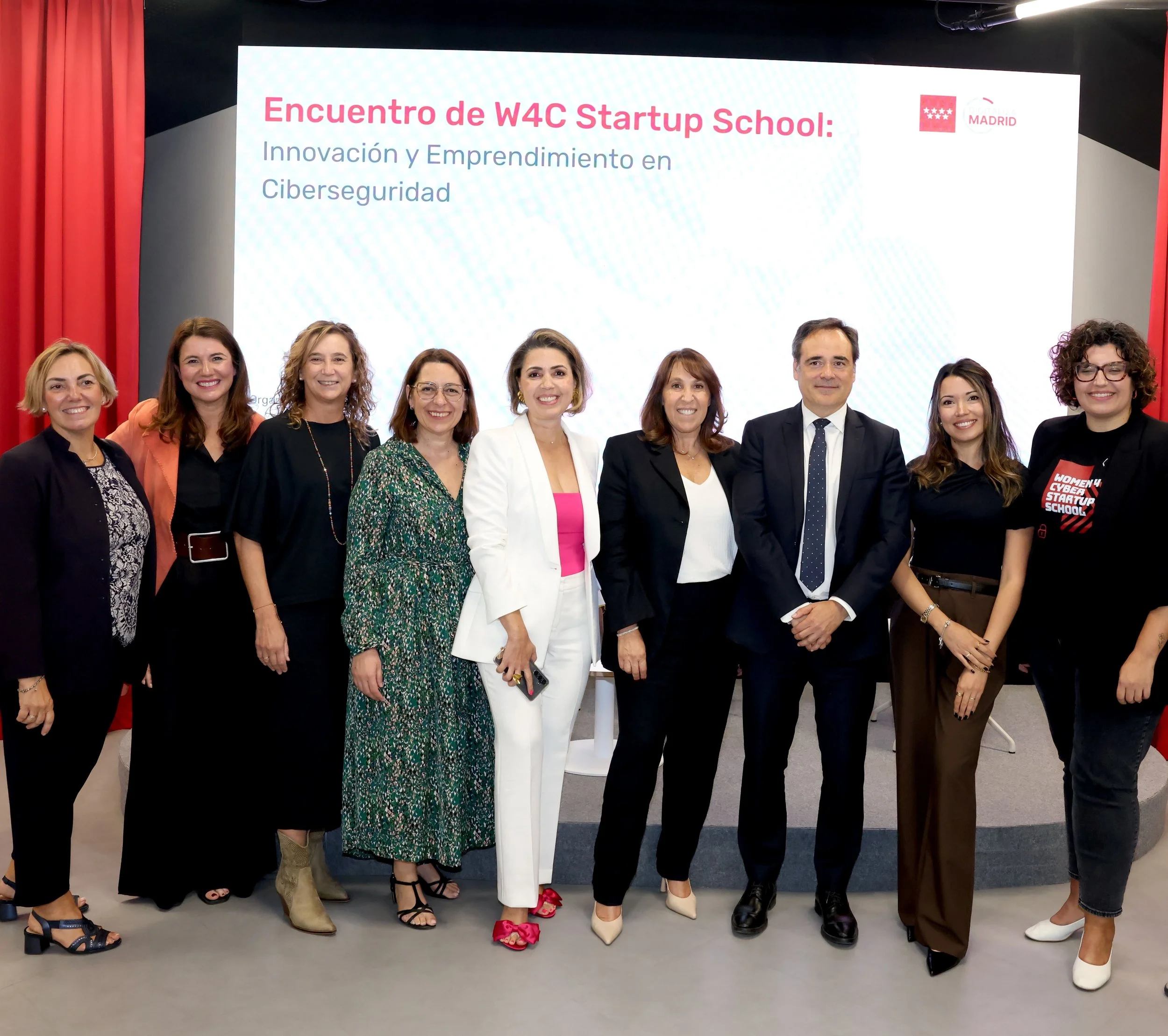 Meeting of the W4C Startup School, a cybersecurity entrepreneurship program of Tetuan Valley and Women4Cyber Spain.