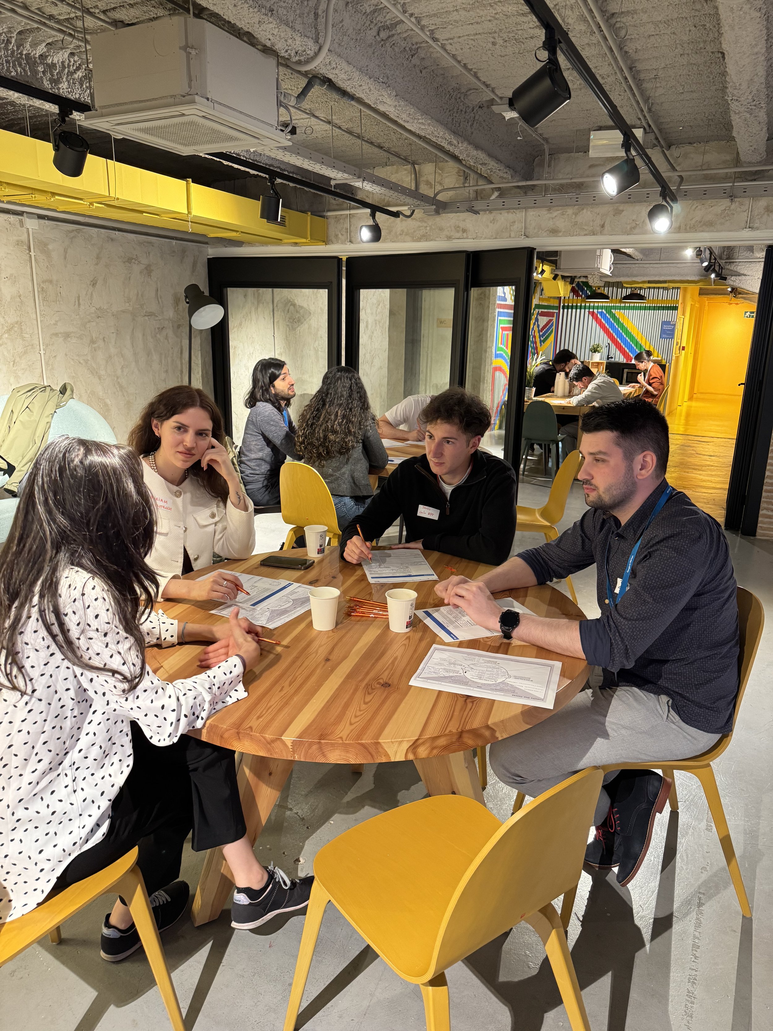   Sesión presencial del programa Startup School 25  