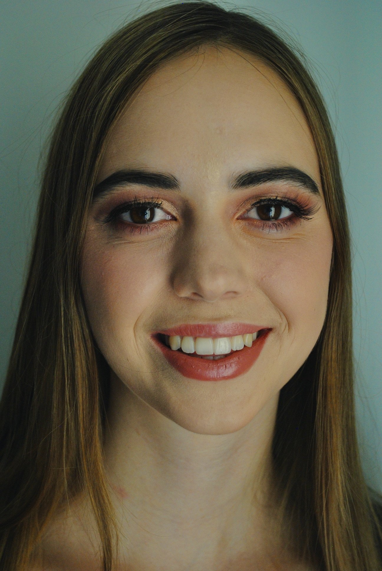 Make-up artist Cut crease