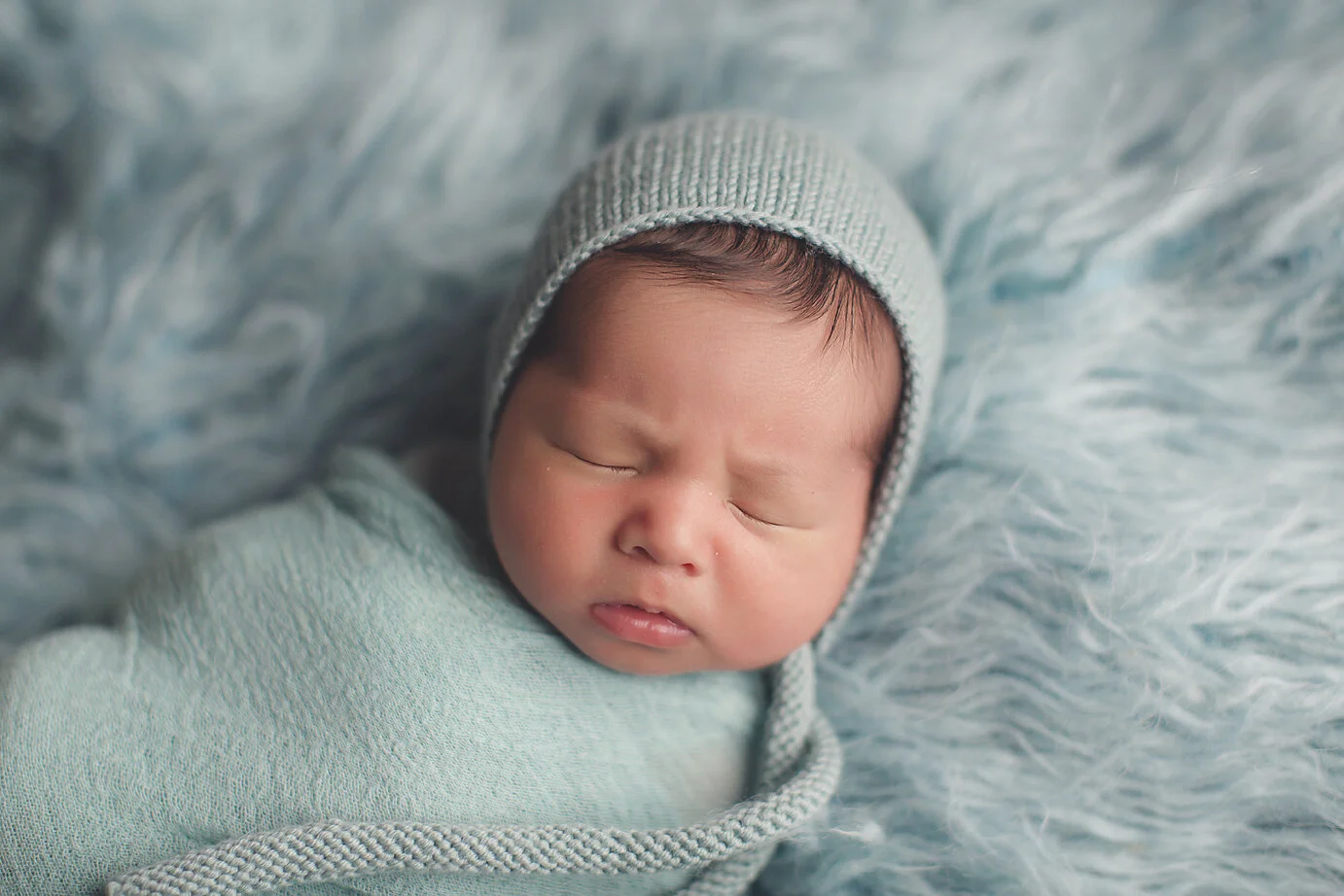 BABY BLUE NEWBORN PHOTOGRAPHY SESSION. ORANGE COUNTY CA
