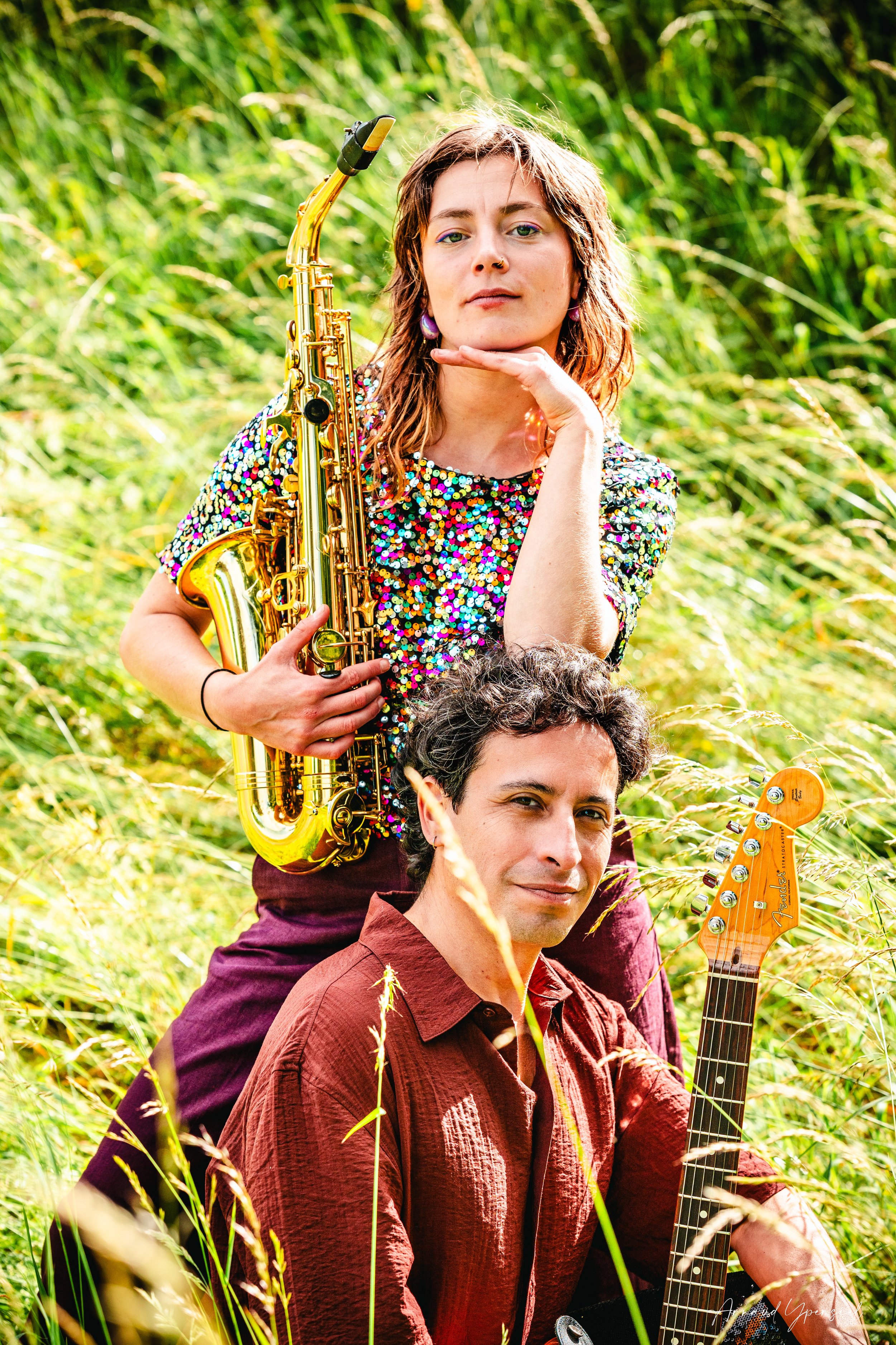 Duo musical electro cumbia