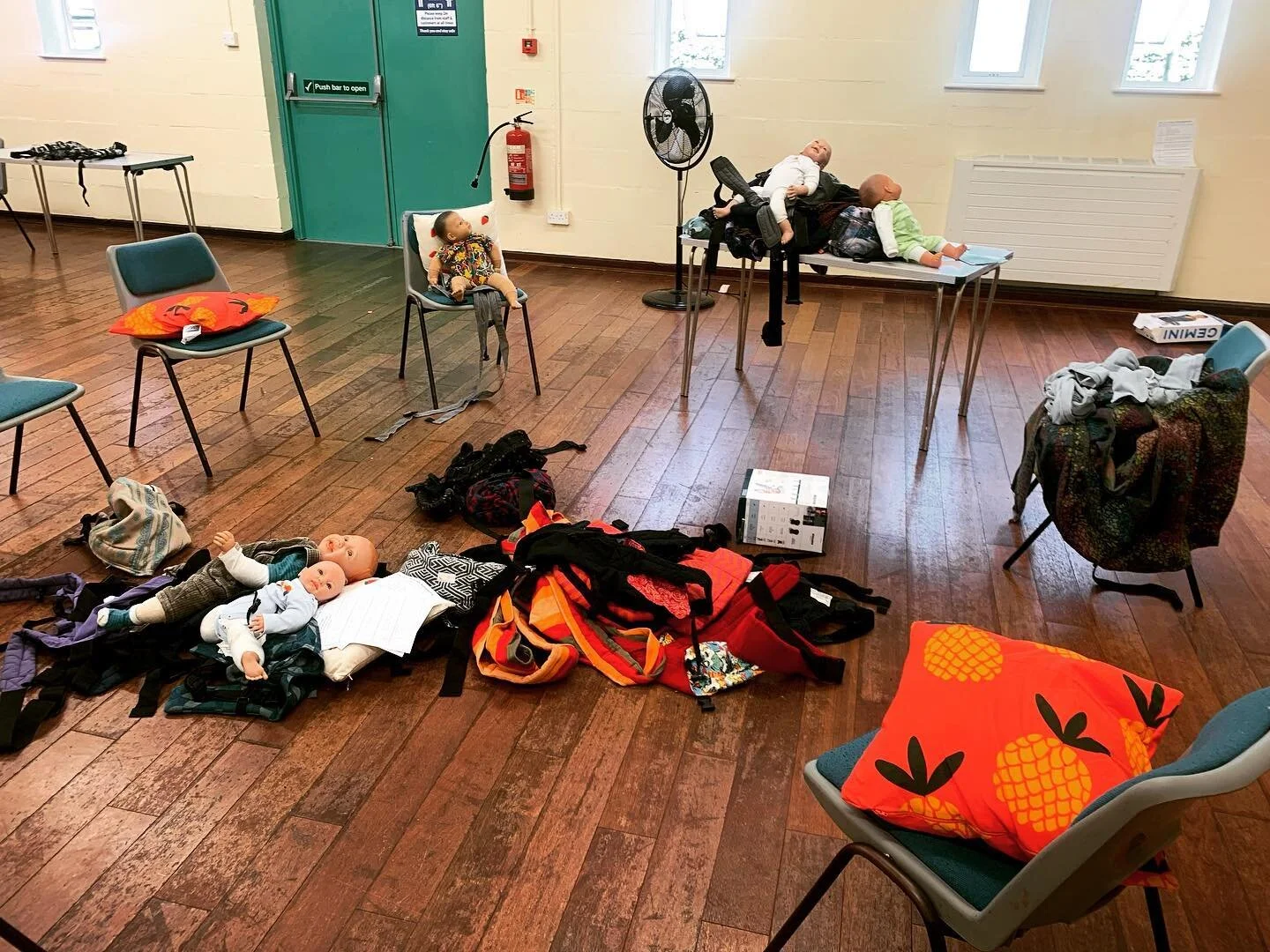 And the aftermath of a great baby wearing workshop! 🤣 

Demo dolls and baby carriers everywhere 🤣🤣

Book into one of workshops via our website if you think it might be for you!

#thirdtrimestersupport #babycarrierlibrary #fourthtrimestersupport #e