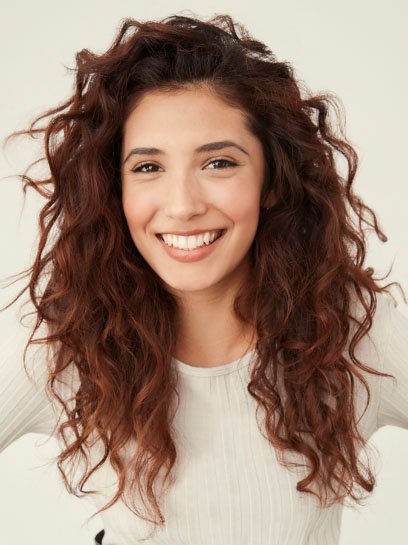 Curly hair goals ! Layered... - Razzberry's hair salon | Facebook