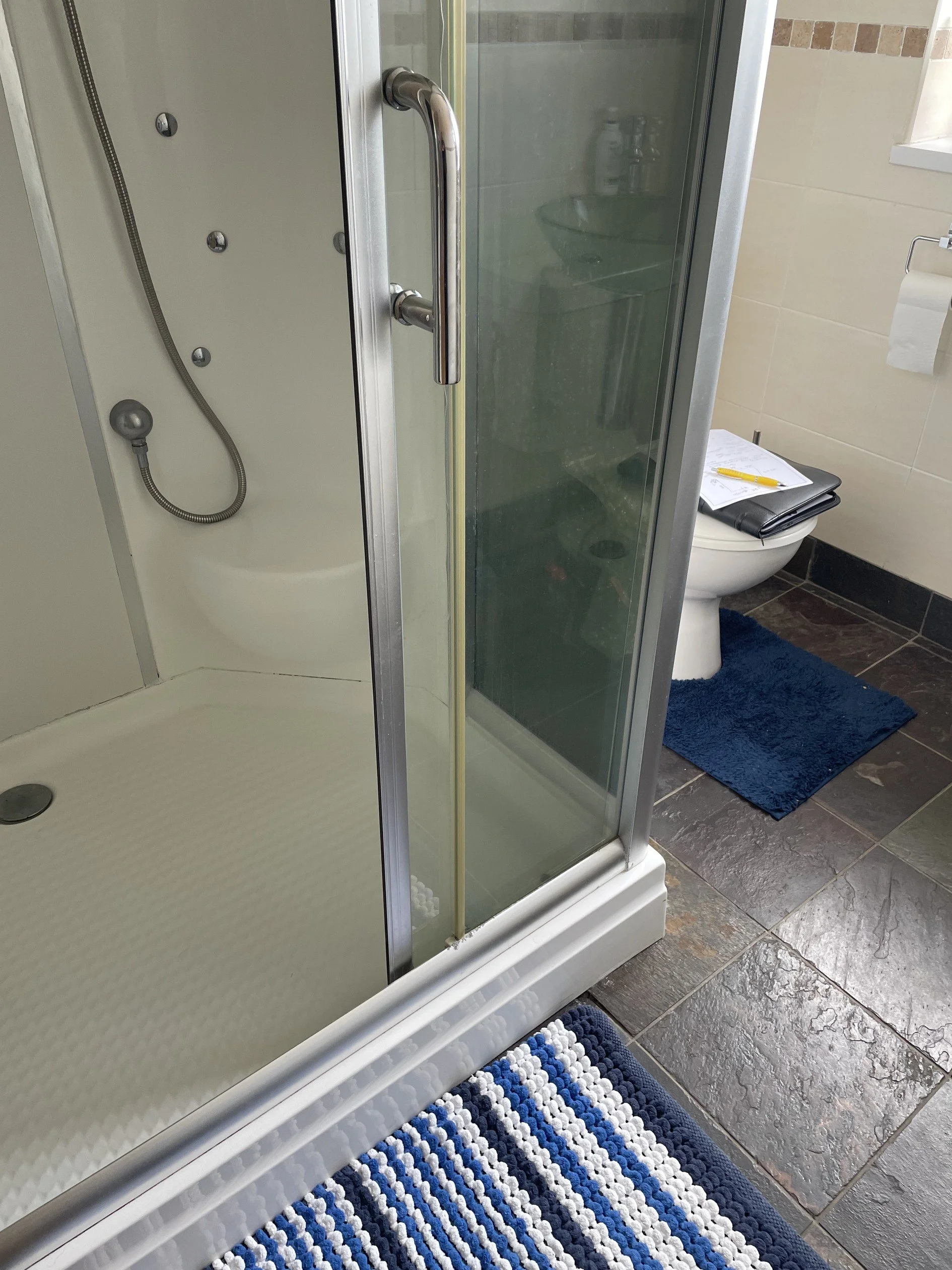 bespoke-bathroom-installation-morecambe-before.jpg1.jpg