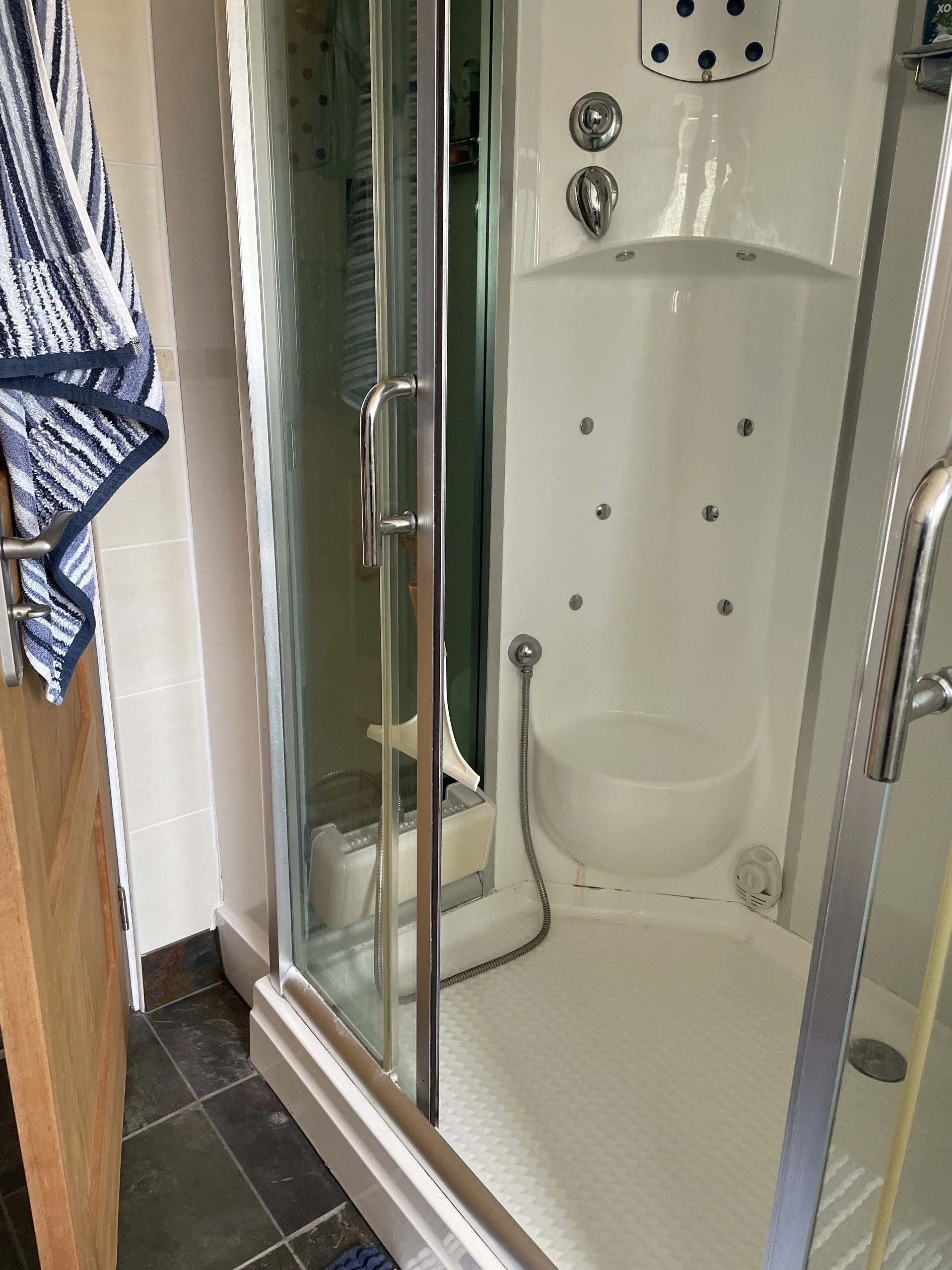bespoke-bathroom-installation-morecambe-before.jpg3.jpg