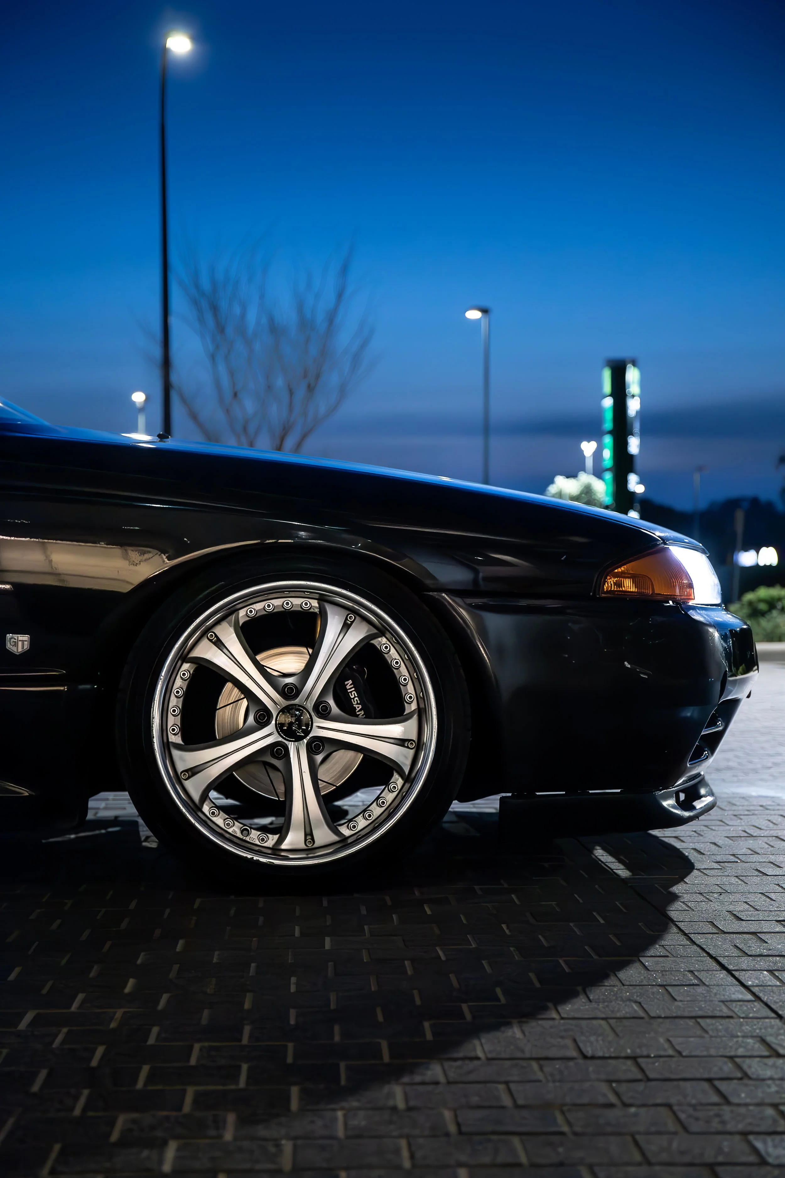 R32-13.jpg