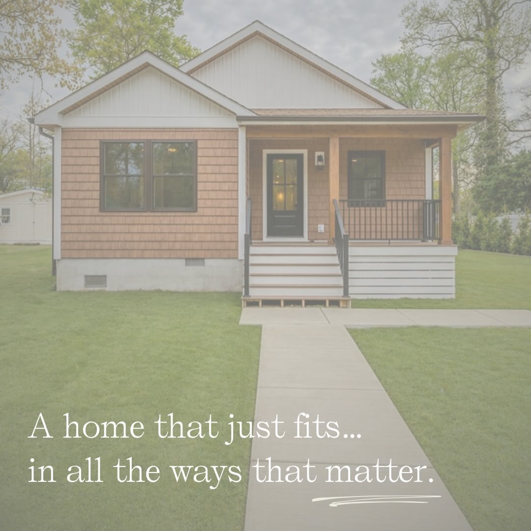 Welcome to 702 E Tampa Ave in the Villas. A ground-up new construction by Sea Haven Homes, designed with intention from the first step onto the front porch to the last detail inside.

Mornings here start slow- coffee on the covered porch, a quiet wal