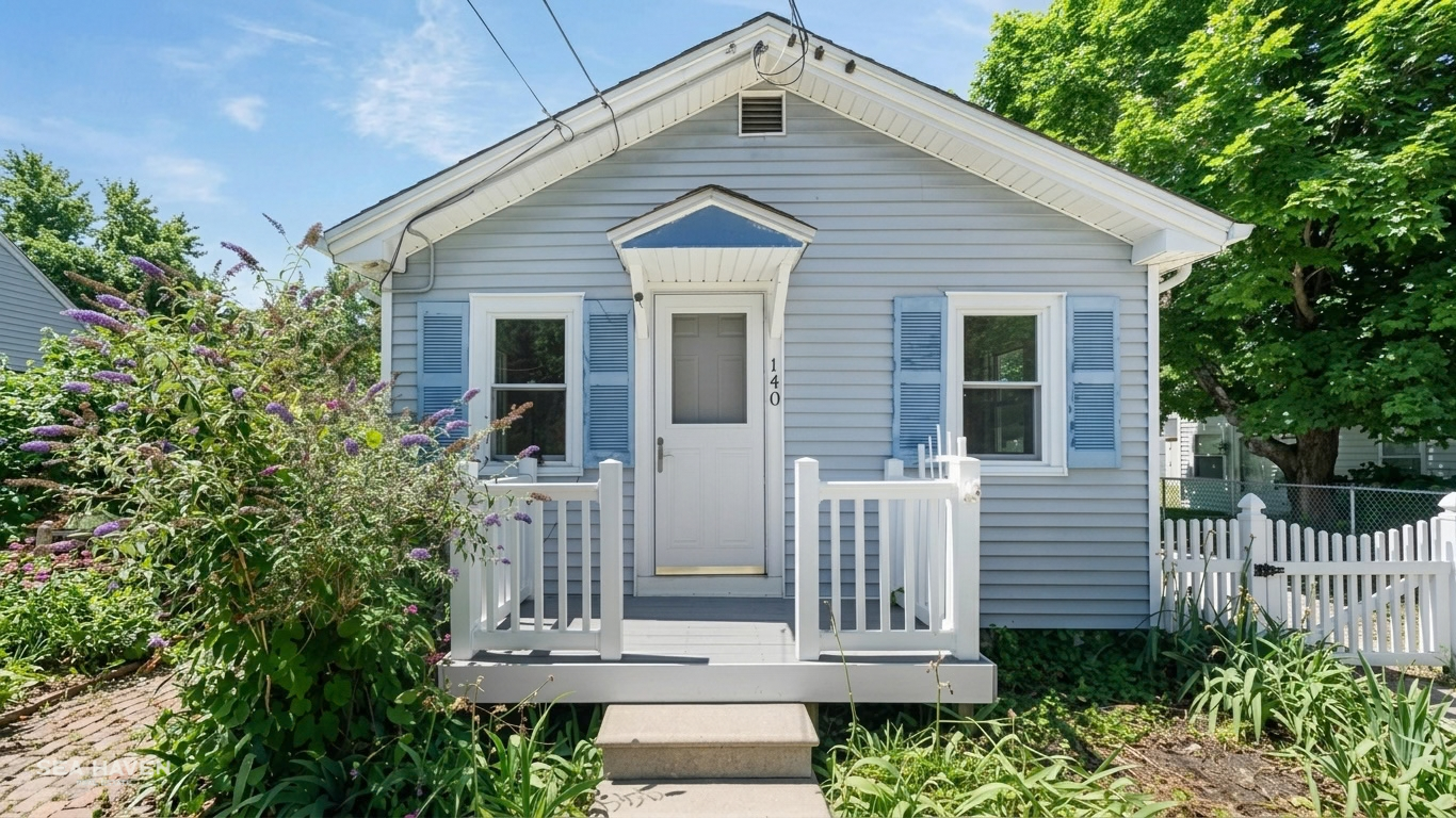 Millman-style cottage at 140 Utah Ave in Villas, NJ