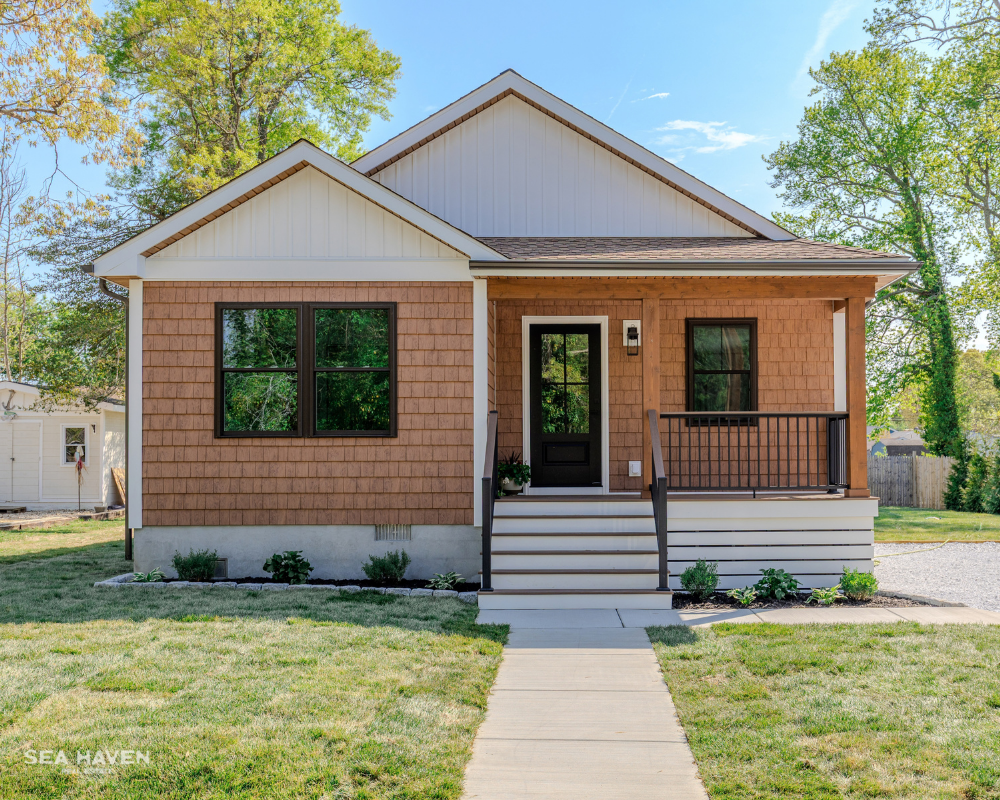 Home for sale at 702 E Tampa Ave in Villas, NJ