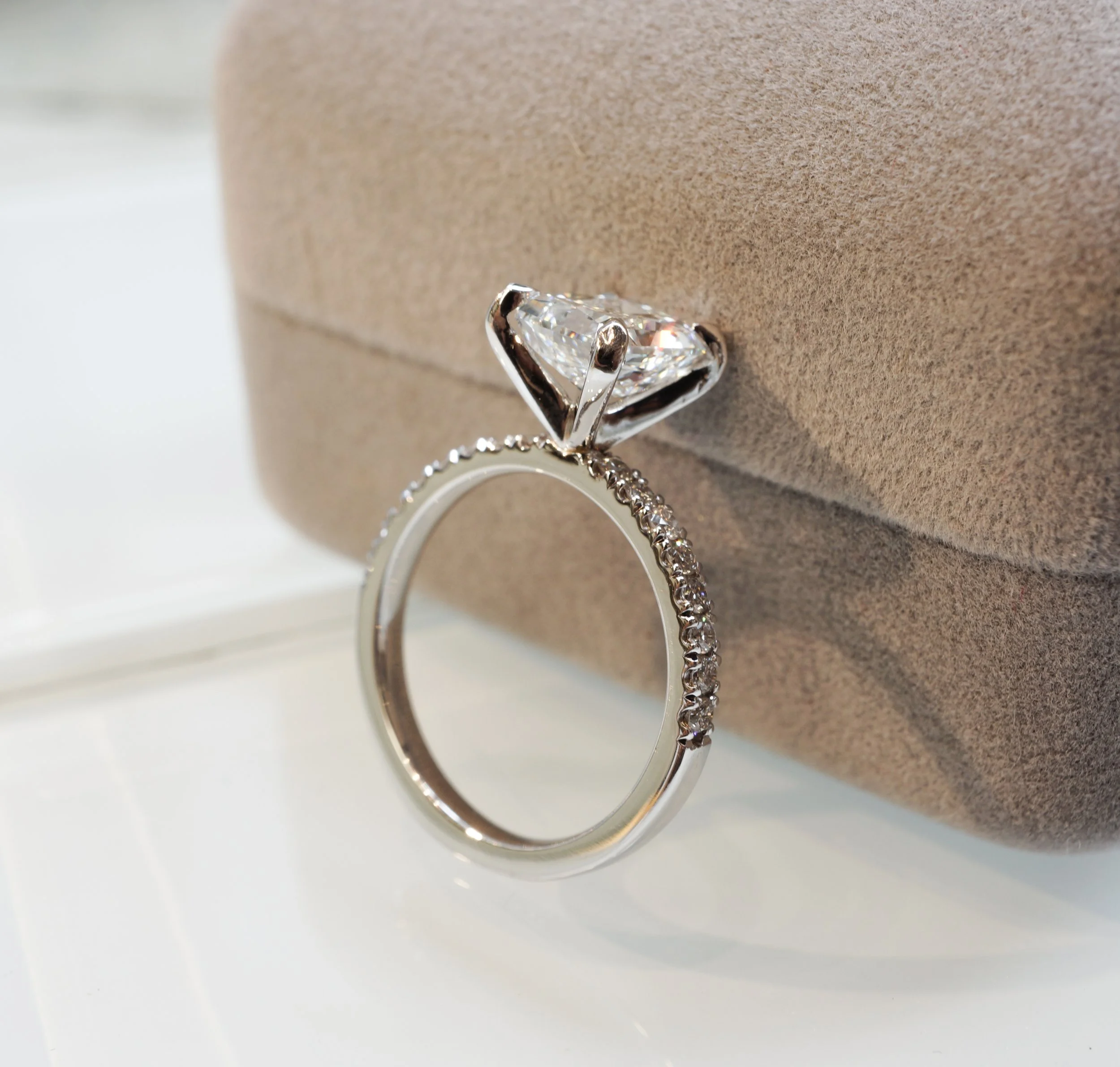 Open Gallery Diamond Engagement Ring 152