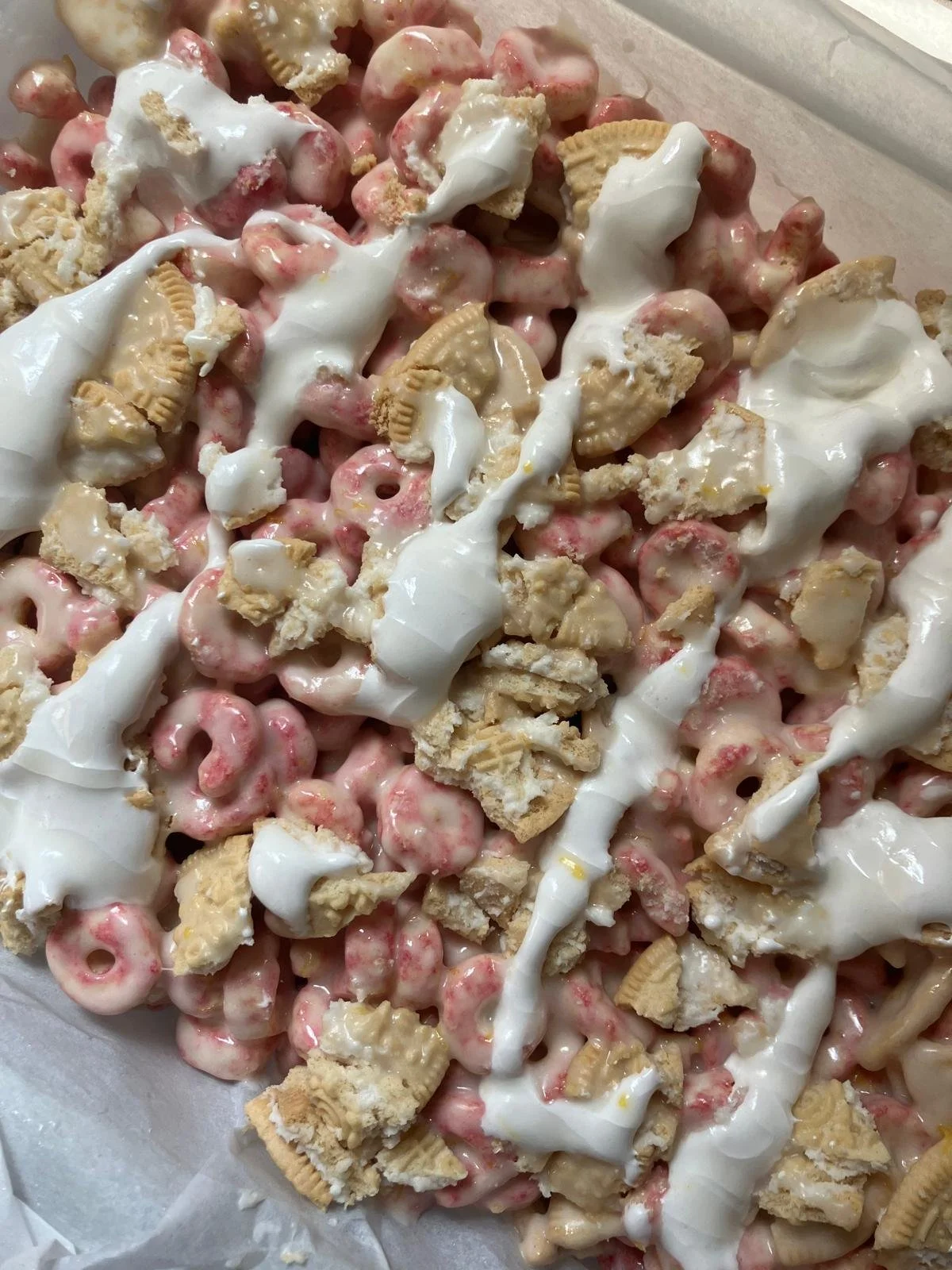 🍋Cookies and Lemonade Gluten-Free Marshmallow Cereal Treats