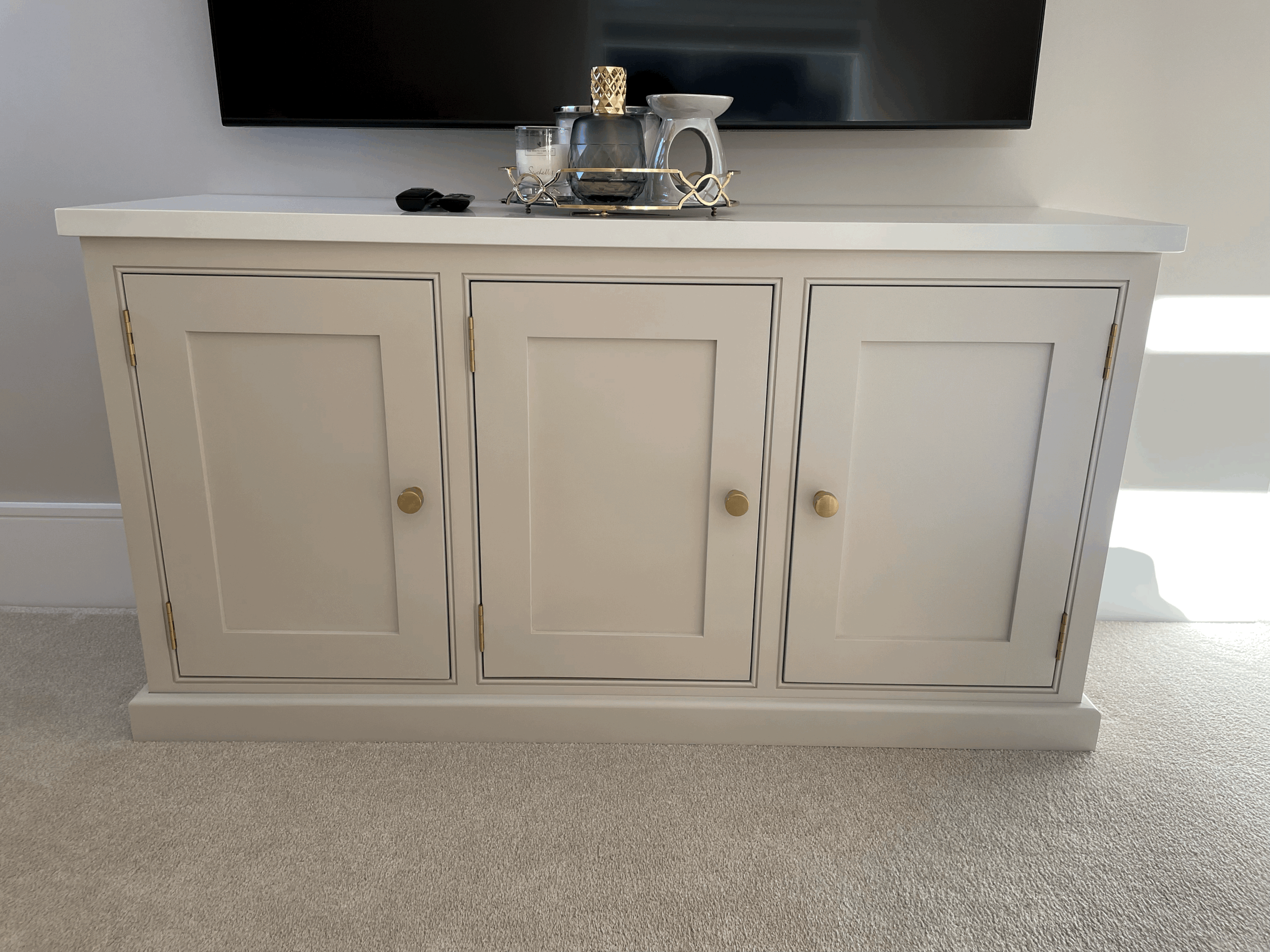 In Frame Media Unit
