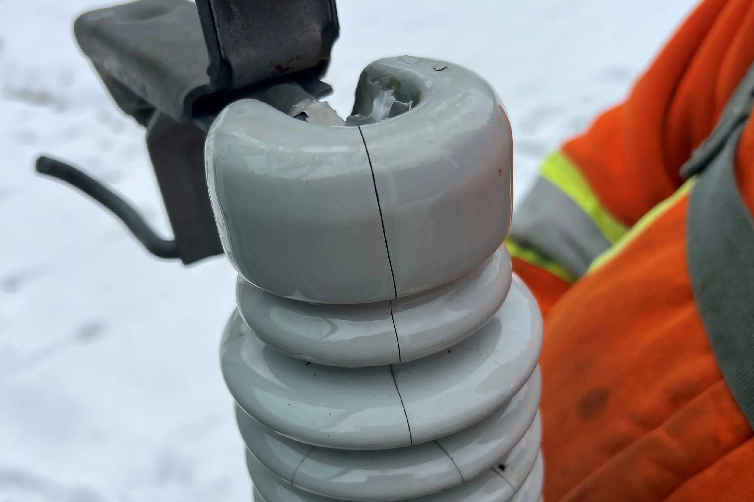 25kV/12kV Fuse and Switch Replacements — Kootenay Region, BC (2023)