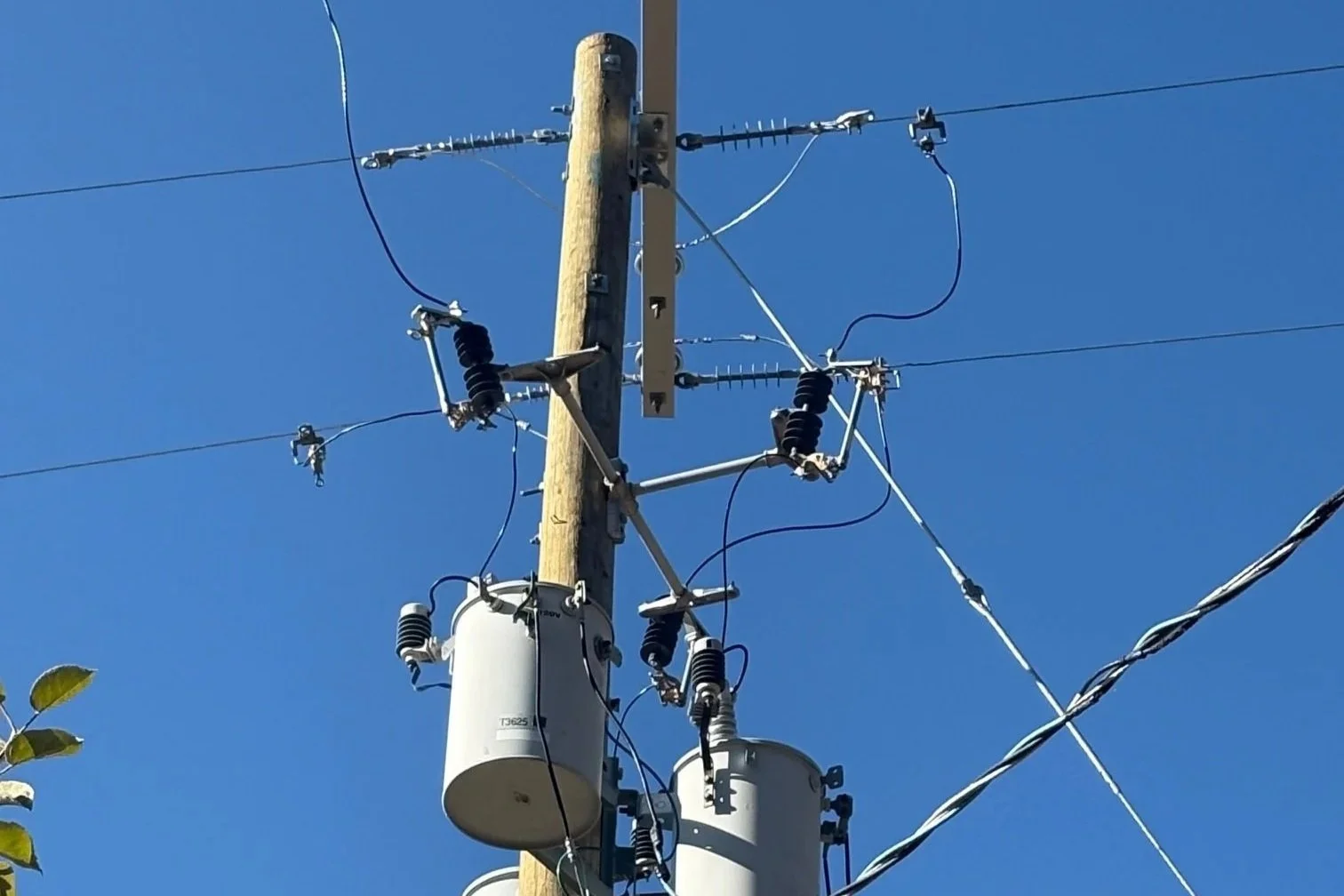 25kV/12kV Distribution Line Rebuild — Kootenay Region, BC (2025)
