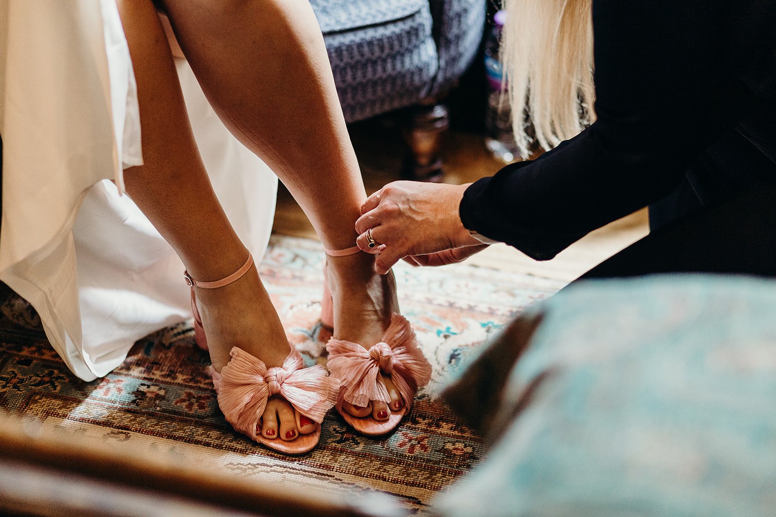  natural wedding photography edinburgh, small city wedding edinburgh, best elopement photographers scotland, edinburgh elopement packages, the elopement society, solen collet 