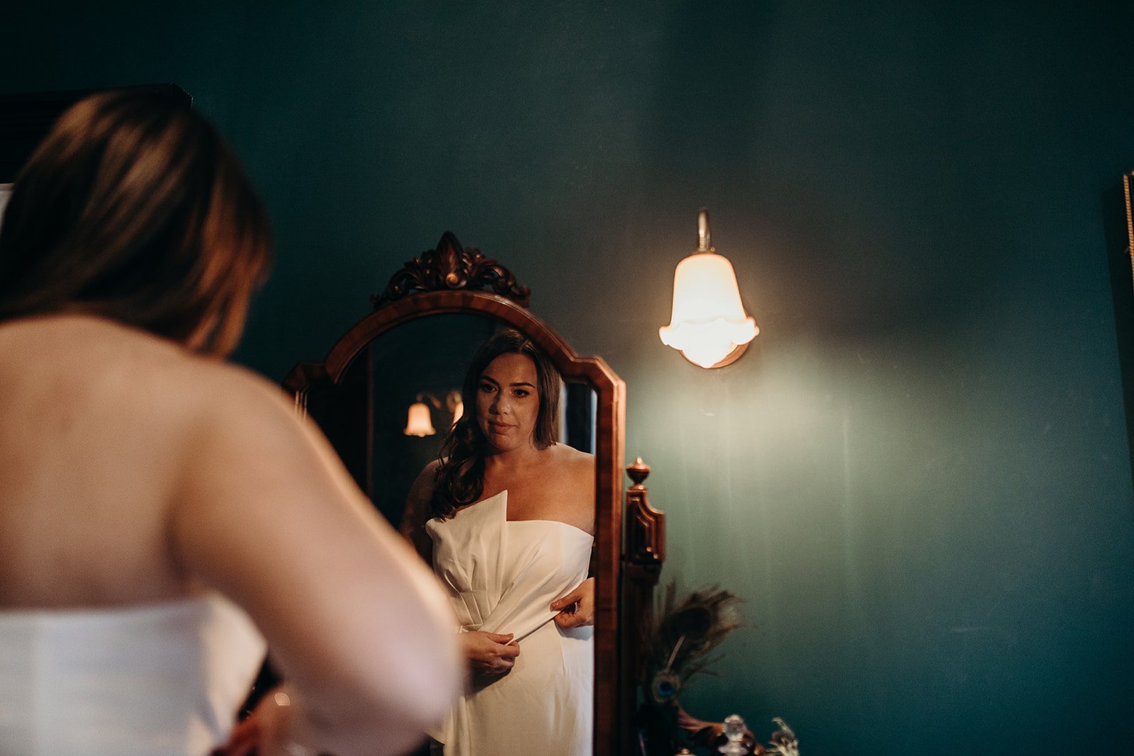  natural wedding photography edinburgh, small city wedding edinburgh, best elopement photographers scotland, edinburgh elopement packages, the elopement society, solen collet 