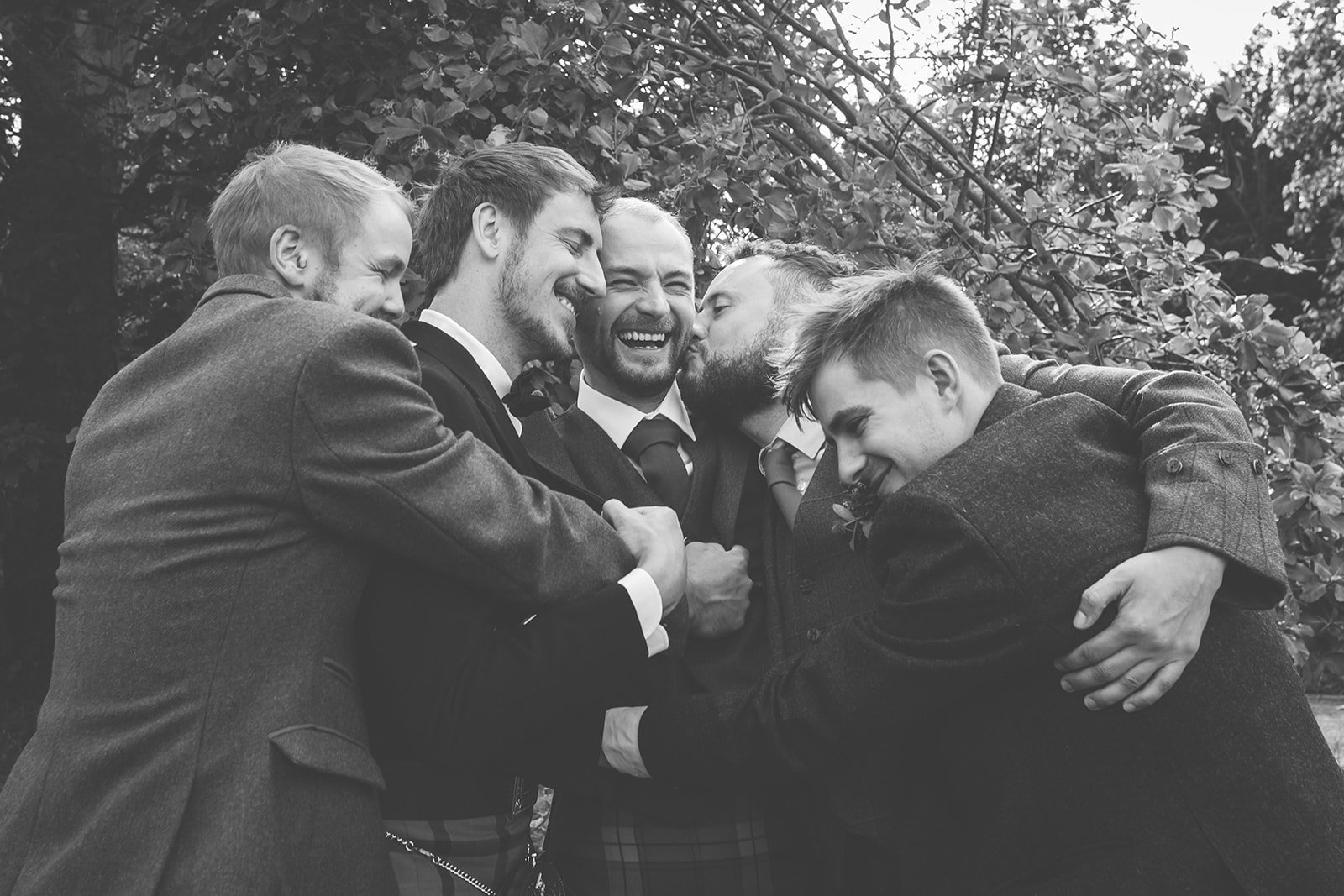 natural candid wedding photography scotland