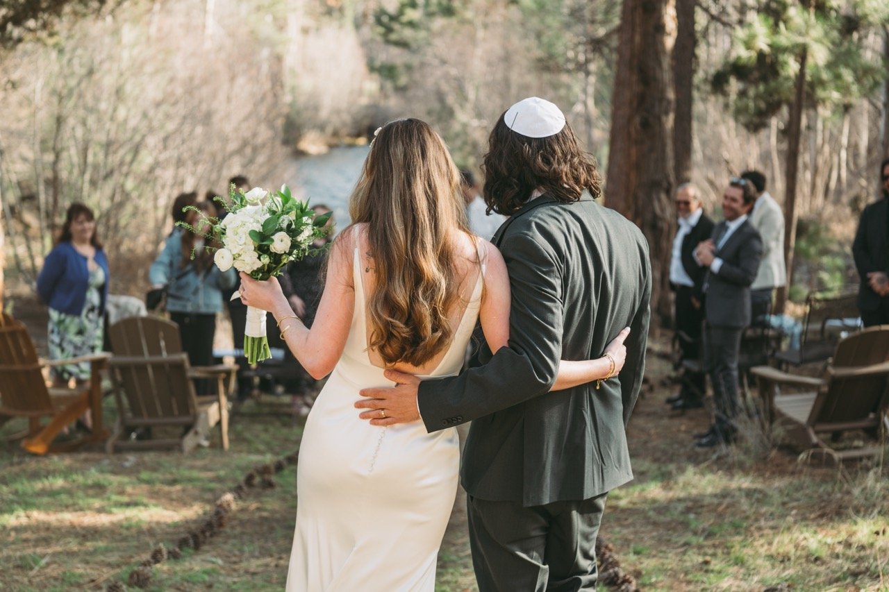 Wedding photographers in Bend Oregon